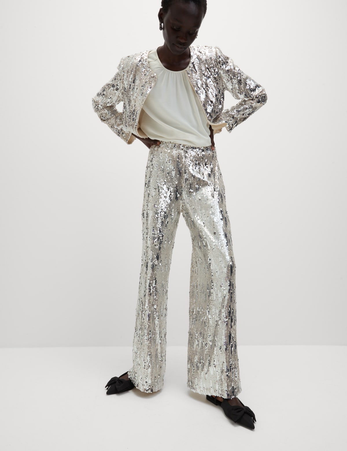 

Marks & Spencer Sequin Elasticated Waist Wide Leg Trousers (FEMALE, CHAMPAGNE, 14-REG)