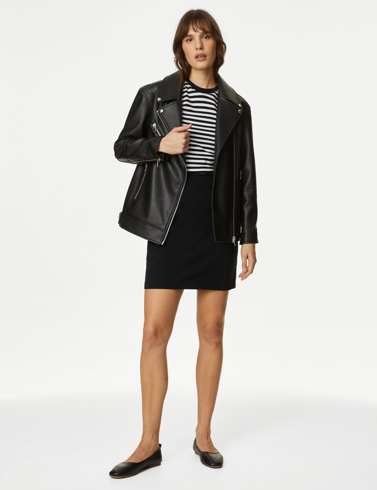 

Marks & Spencer Jersey Mini A-Line Skirt (FEMALE, BLACK, 12-REG)