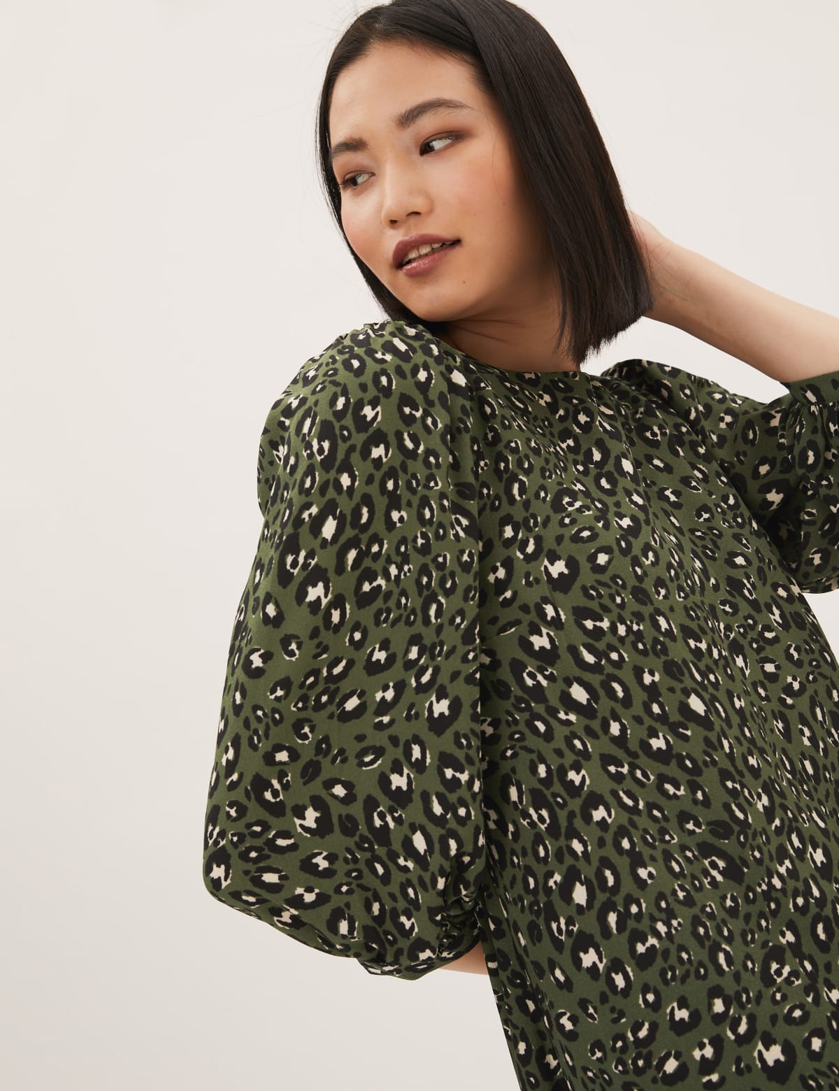 

Marks & Spencer Animal Print Puff Sleeve Swing Dress (FEMALE, KHAKI MIX, 10-REG)