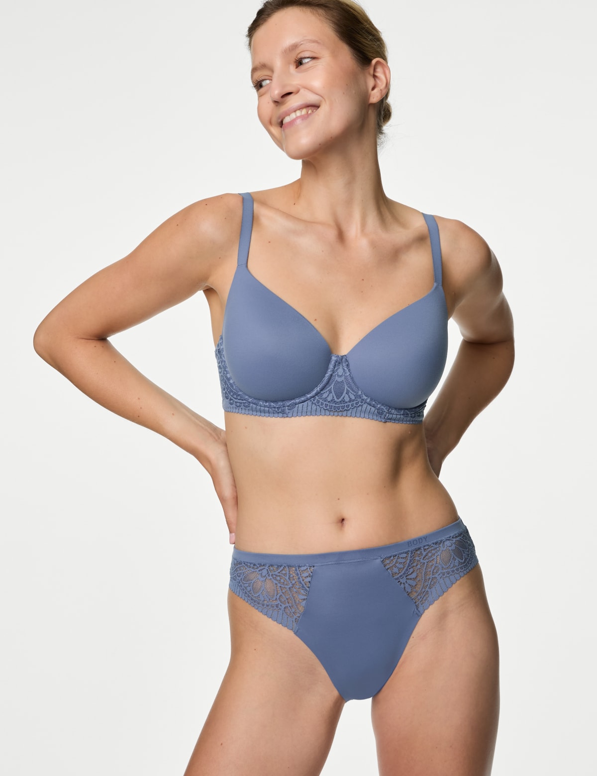 

Marks & Spencer Body Soft™ Wired T-Shirt Bra (FEMALE, SLATE BLUE, 32-DD)