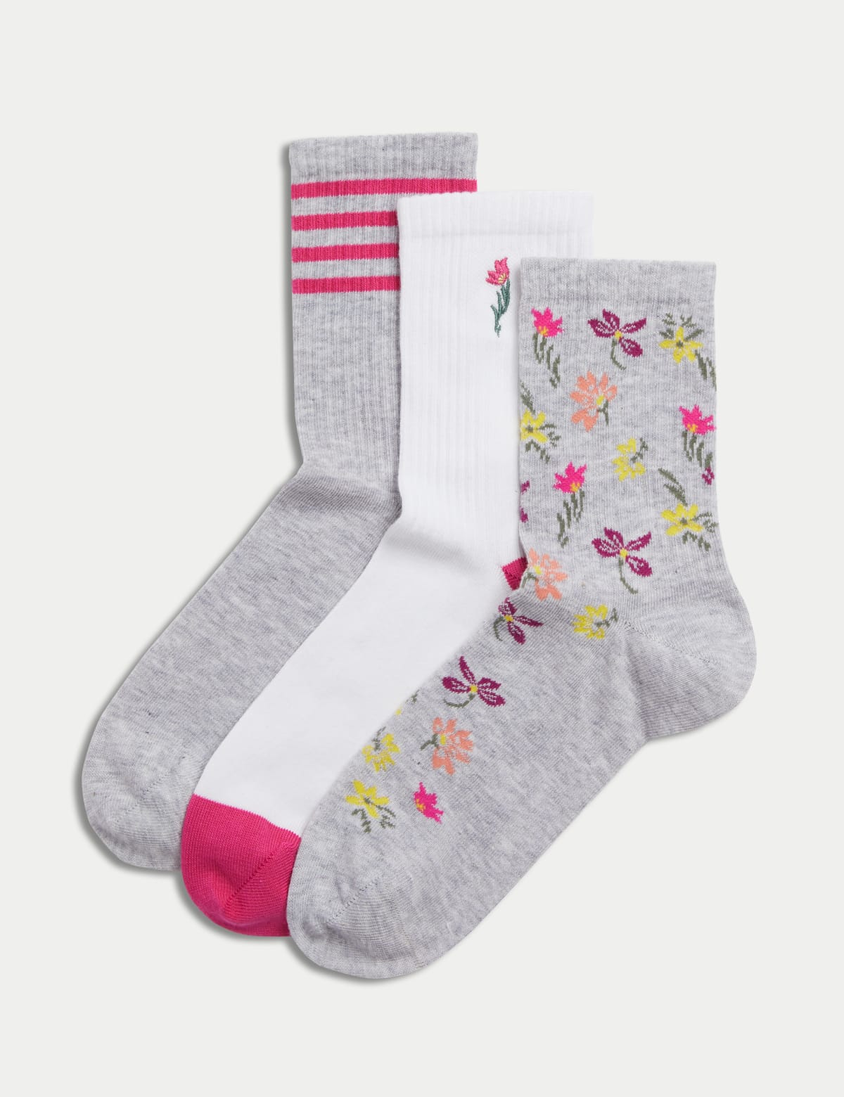

Marks & Spencer 3pk Cotton Blend Floral Ankle High Socks (FEMALE, GREY MIX)