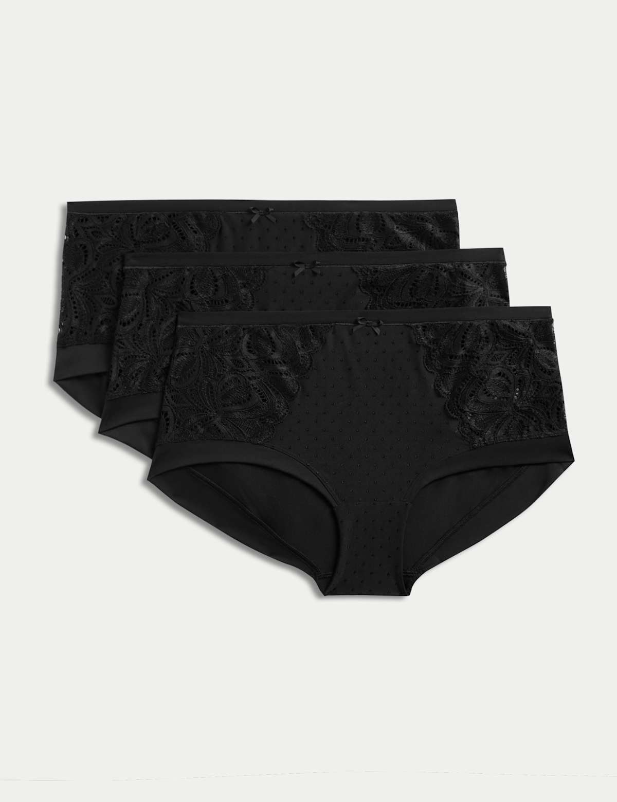 

Marks & Spencer 3pk Amelia Lace High Rise Shorts (FEMALE, BLACK, 18)