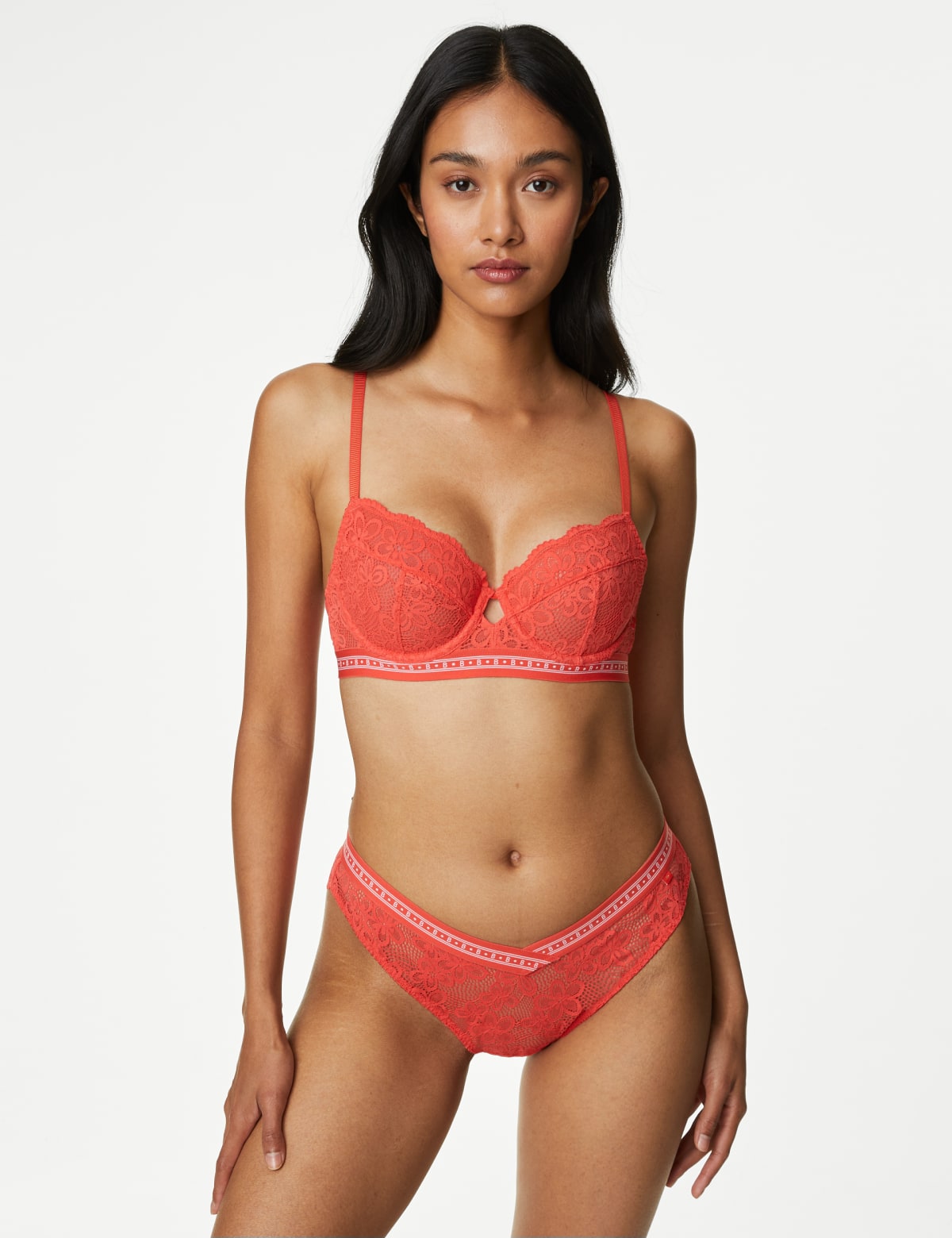 

Marks & Spencer Cleo Lace Miami Knickers (FEMALE, BRIGHT ORANGE, XL)