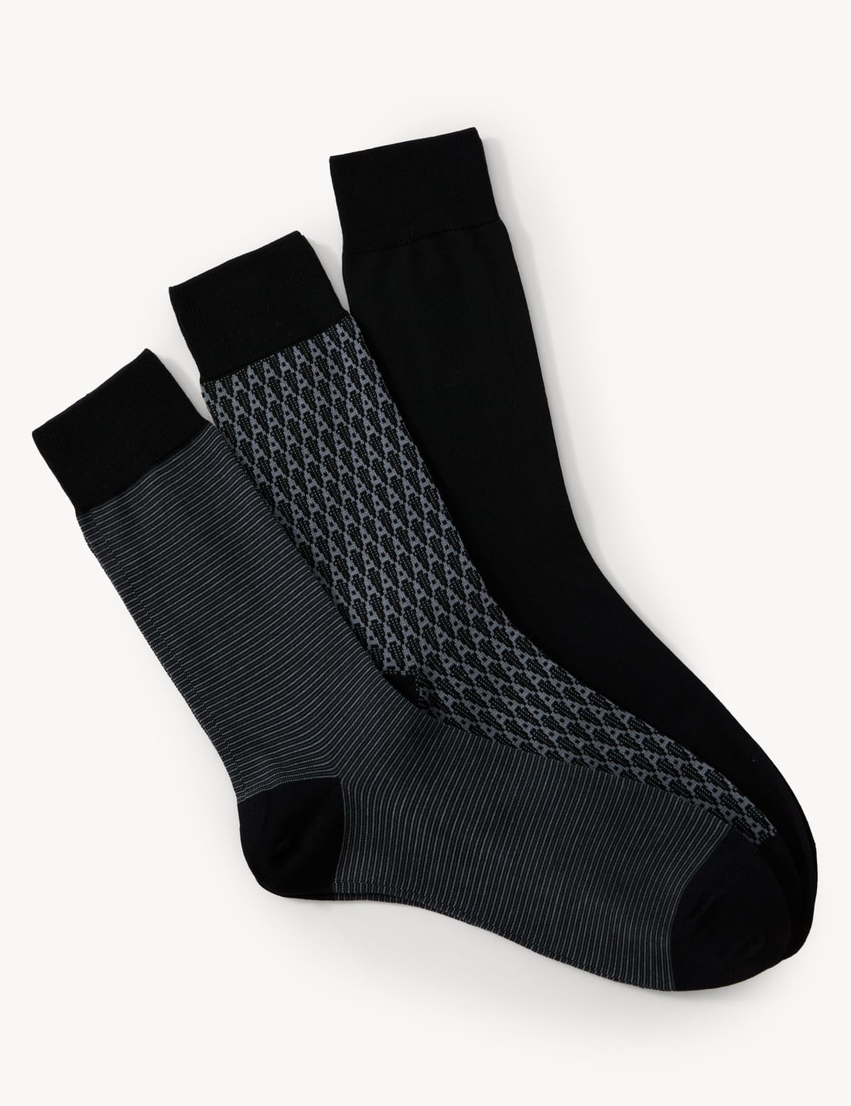 

Marks & Spencer 3pk Assorted Modal Pima Cotton Socks (MALE, BLACK MIX)