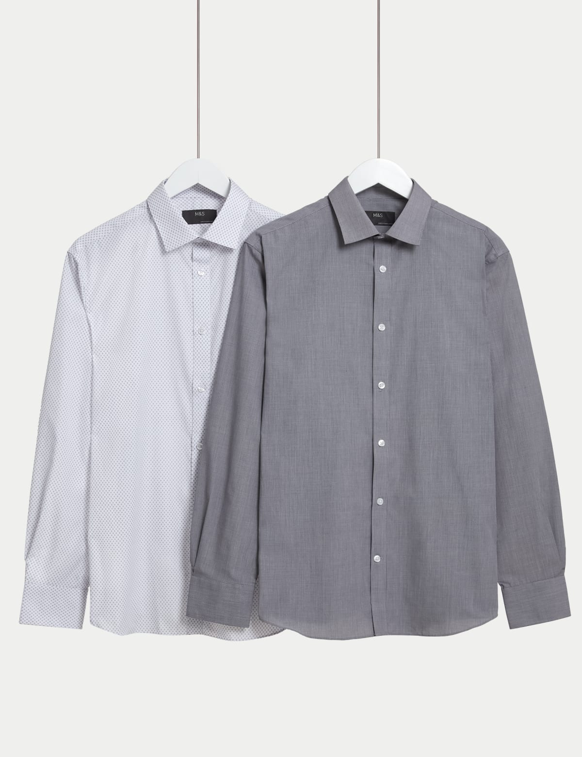 

Marks & Spencer 2pk Regular Fit Easy Iron Long Sleeve Shirts (MALE, BLACK MIX, 17.5)