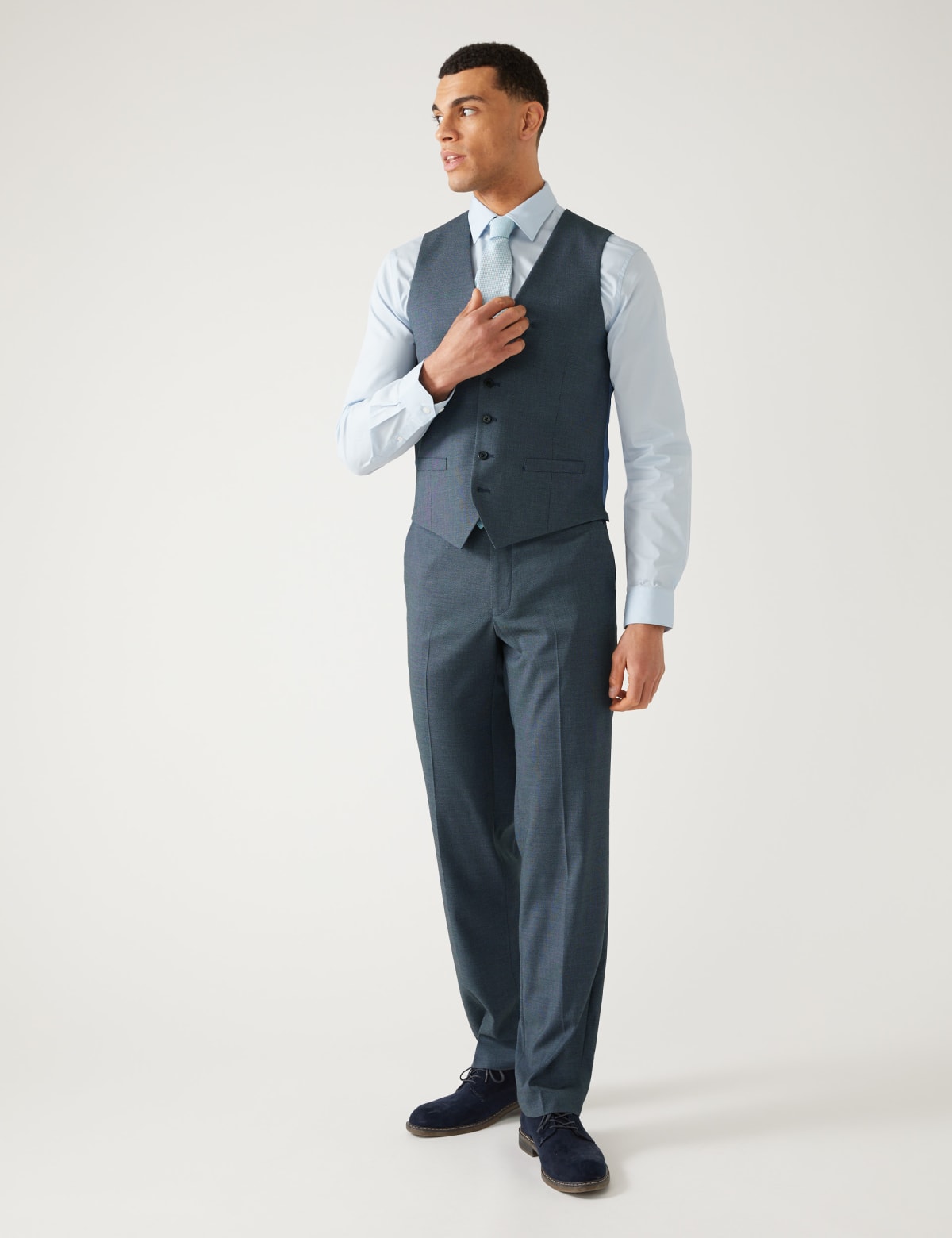 

Marks & Spencer Regular Fit Textured Waistcoat (MALE, MID BLUE, 38-REG)