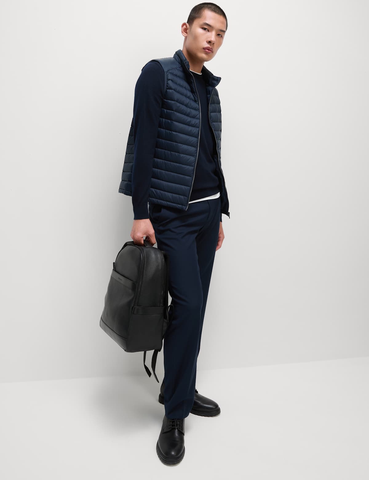 

Marks & Spencer Feather and Down Gilet with Stormwear™ (MALE, DARK NAVY, M-REG)