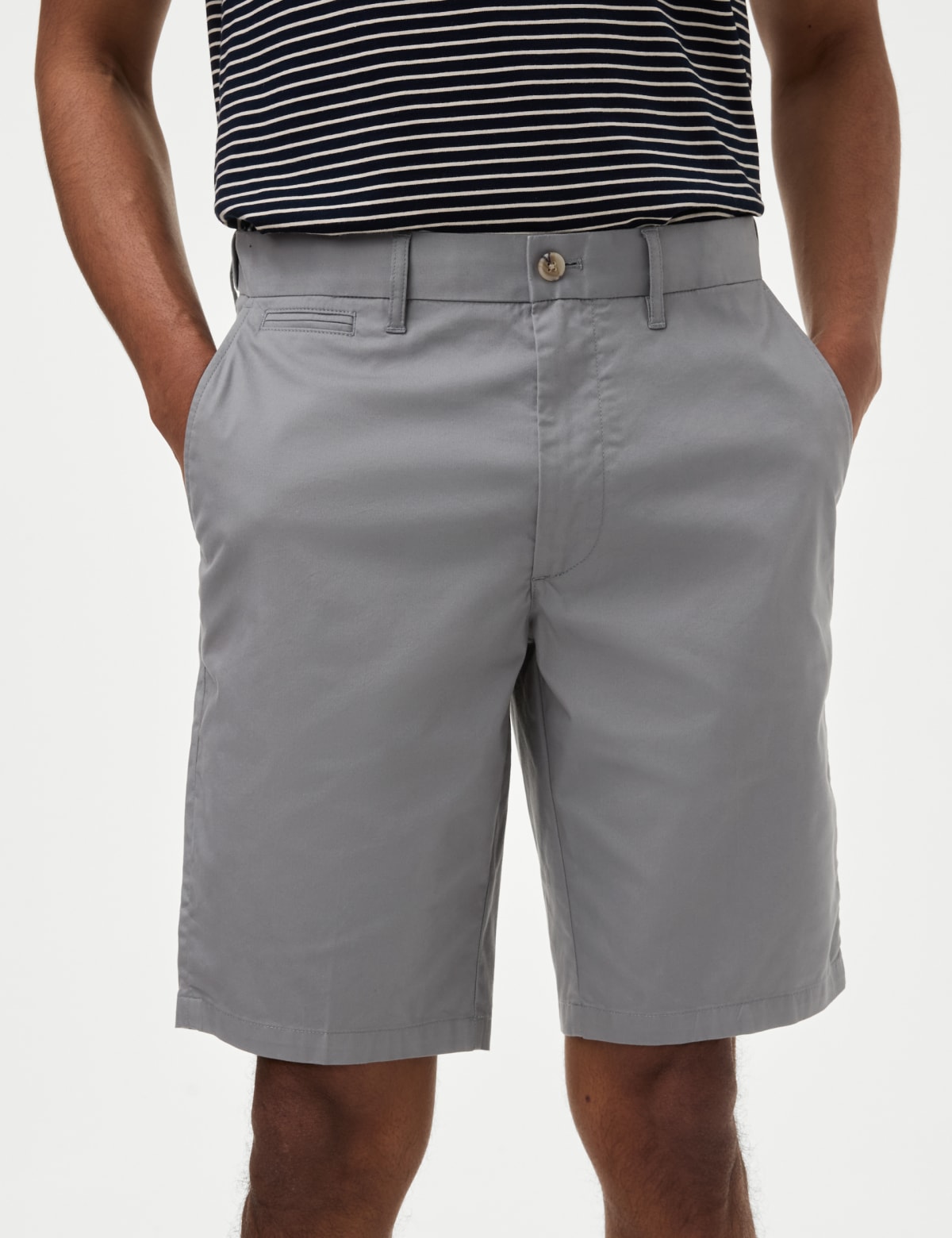 

Marks & Spencer Cotton Mix Plain Regular Fit Chino Shorts (MALE, LIGHT GREY, 44-REG)