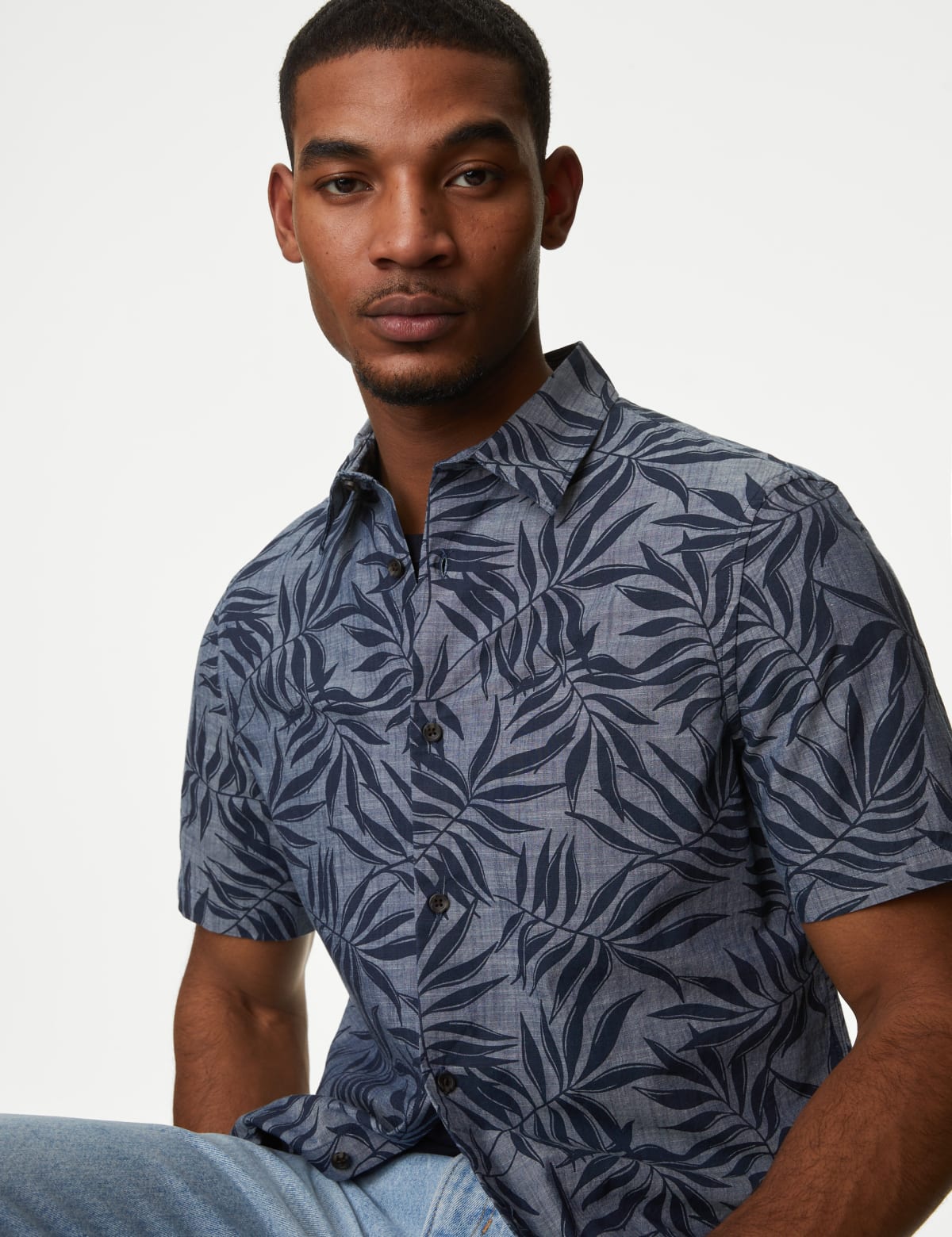 

Marks & Spencer Easy Iron Pure Cotton Palm Print Shirt (MALE, DENIM MIX, L-REG)
