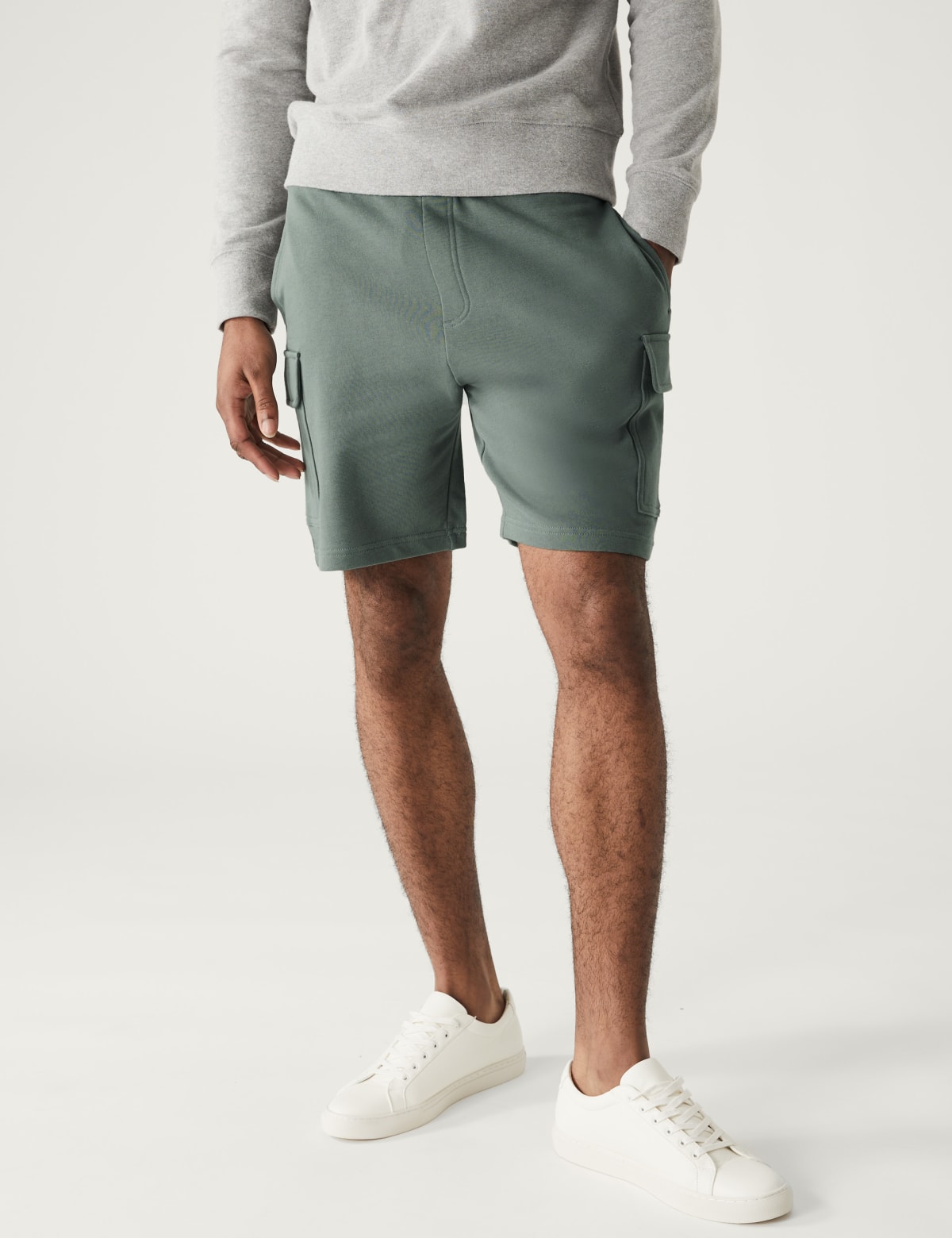 

Marks & Spencer Cargo Jersey Shorts (MALE, DARK SAGE, XXXL-REG)