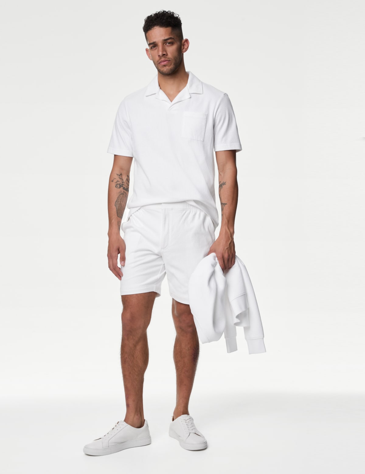 

Marks & Spencer Pure Cotton Textured Shorts (MALE, WHITE, XL-REG)