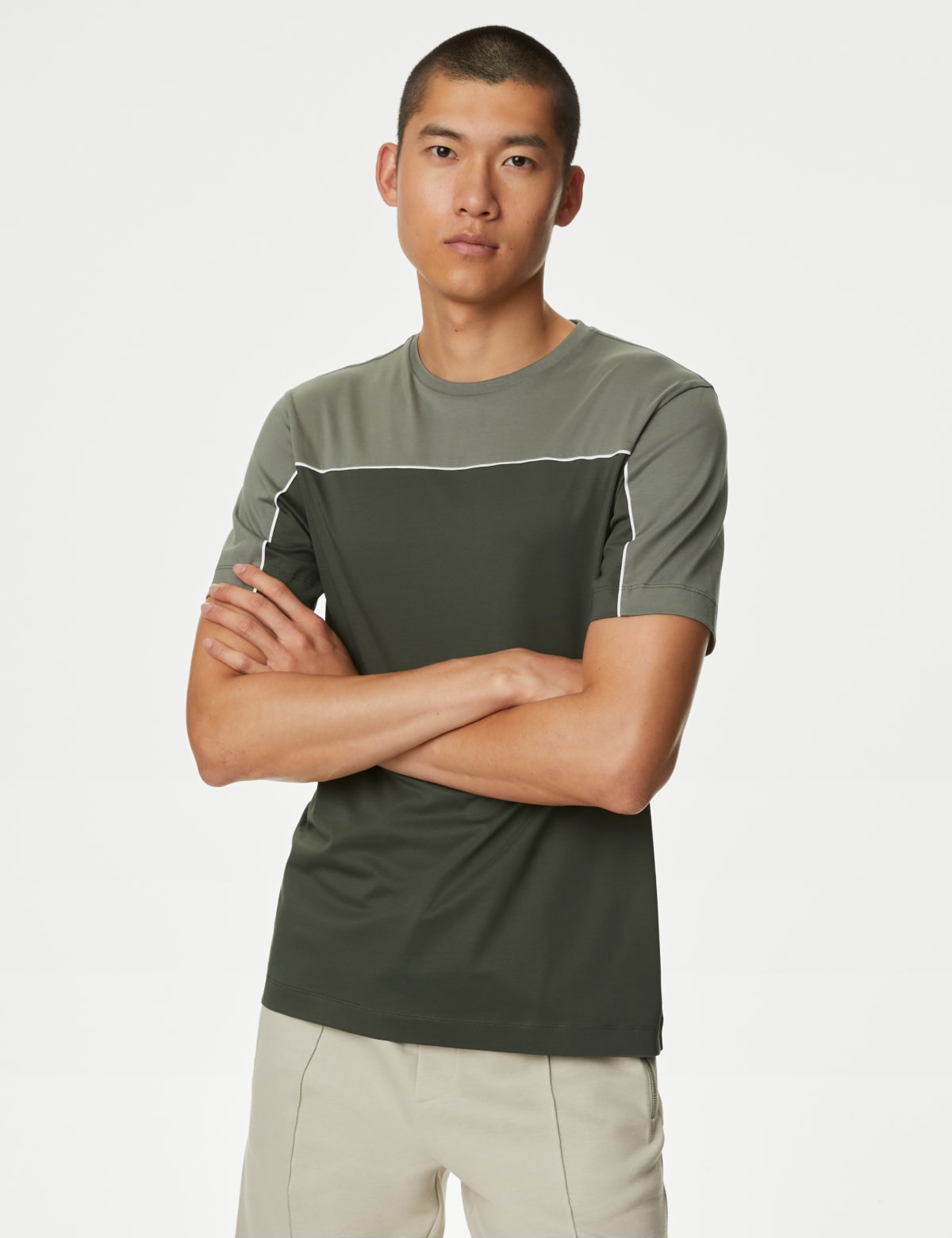 

Marks & Spencer Pure Supima® CottonColour Block T-Shirt (MALE, LIGHT KHAKI, L-REG)