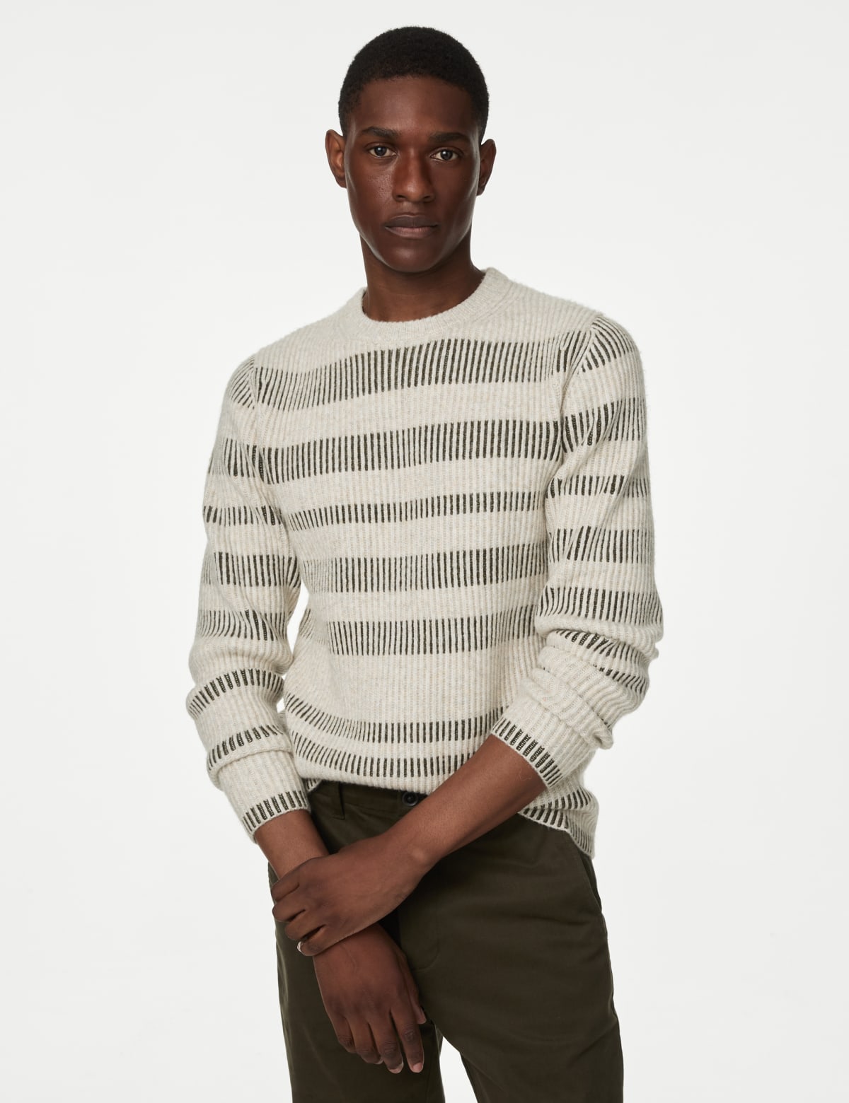 

Marks & Spencer Striped Crew Neck Jumper (MALE, ECRU MIX, XXL-REG)