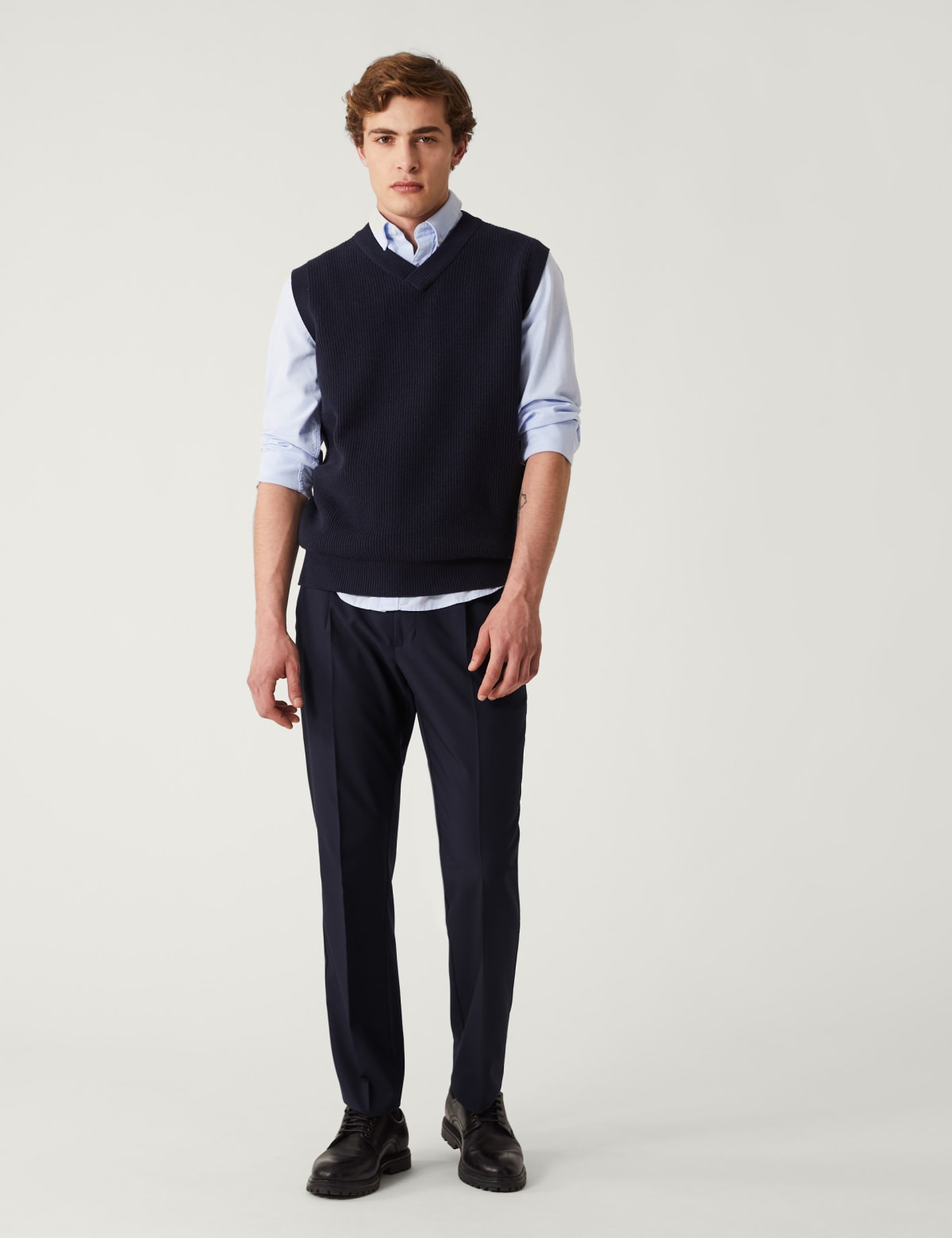 

Marks & Spencer Crease Resistant Flexi Waist Trousers (MALE, NAVY, 38-REG)