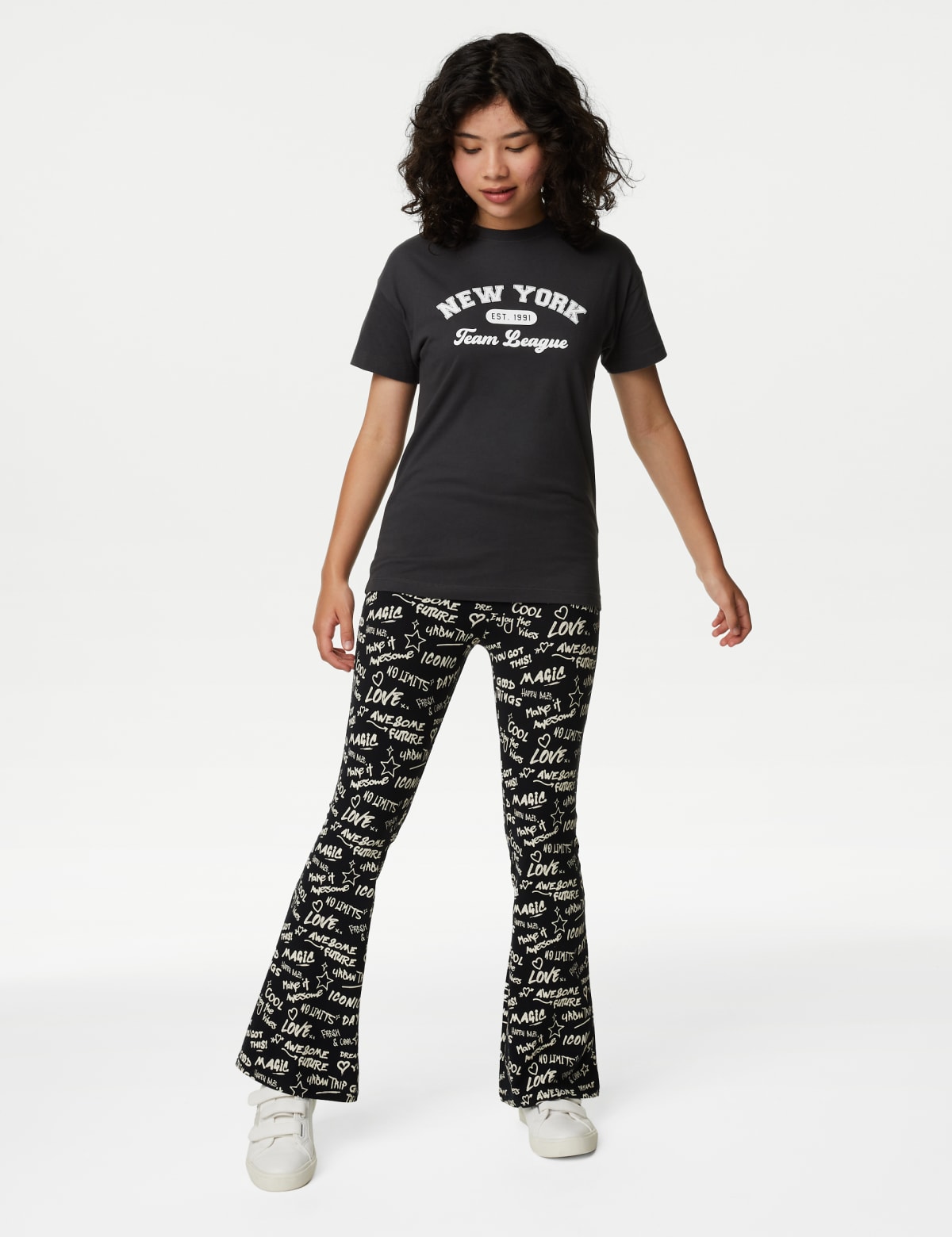 

Marks & Spencer Cotton Rich Slogan Print Flared Leggings (6-16 Yrs) (GIRLS, BLACK MIX, 9-10Y)