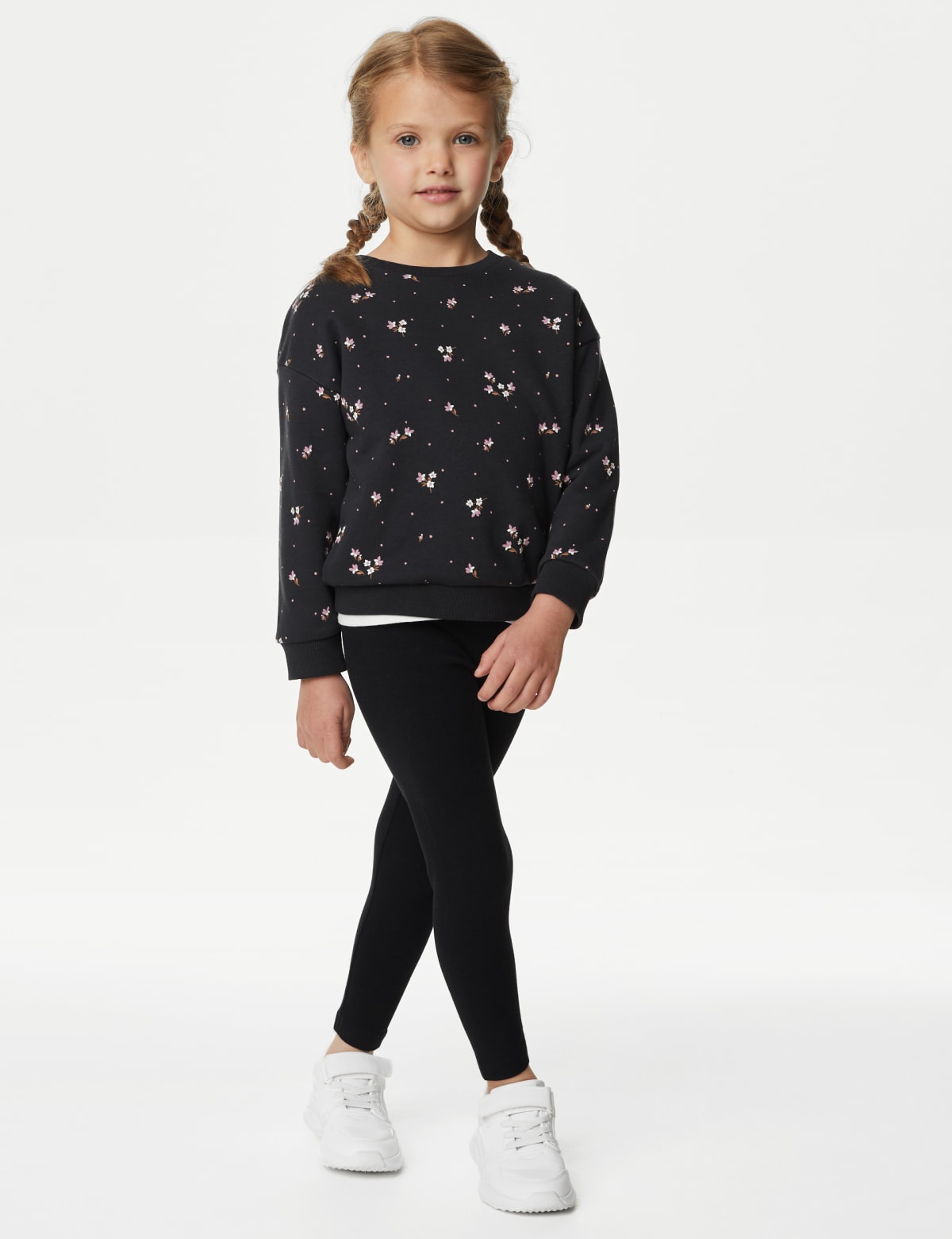 

Marks & Spencer Cotton Rich Floral Sweatshirt (2-8 Yrs) (GIRLS, CARBON, 5-6 Y)