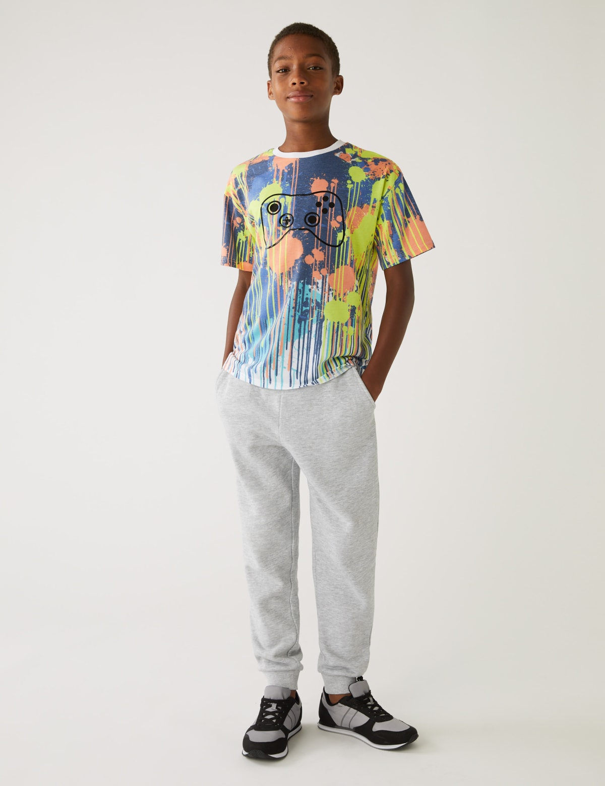 

Marks & Spencer Paint Splatter Print T-Shirt (6-16 Yrs) (BOYS, MULTI, 9-10Y)