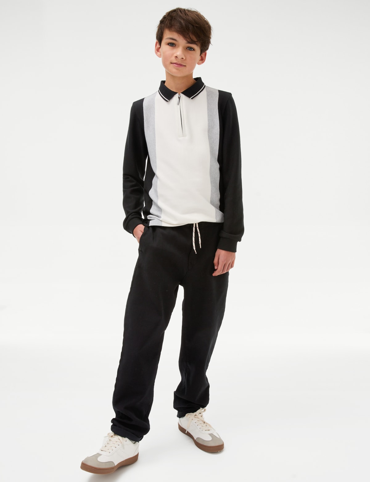 

Marks & Spencer Relaxed Cotton Rich Elasticated Waist Chinos (6-16 Yrs) (BOYS, BLACK, 9-10Y)