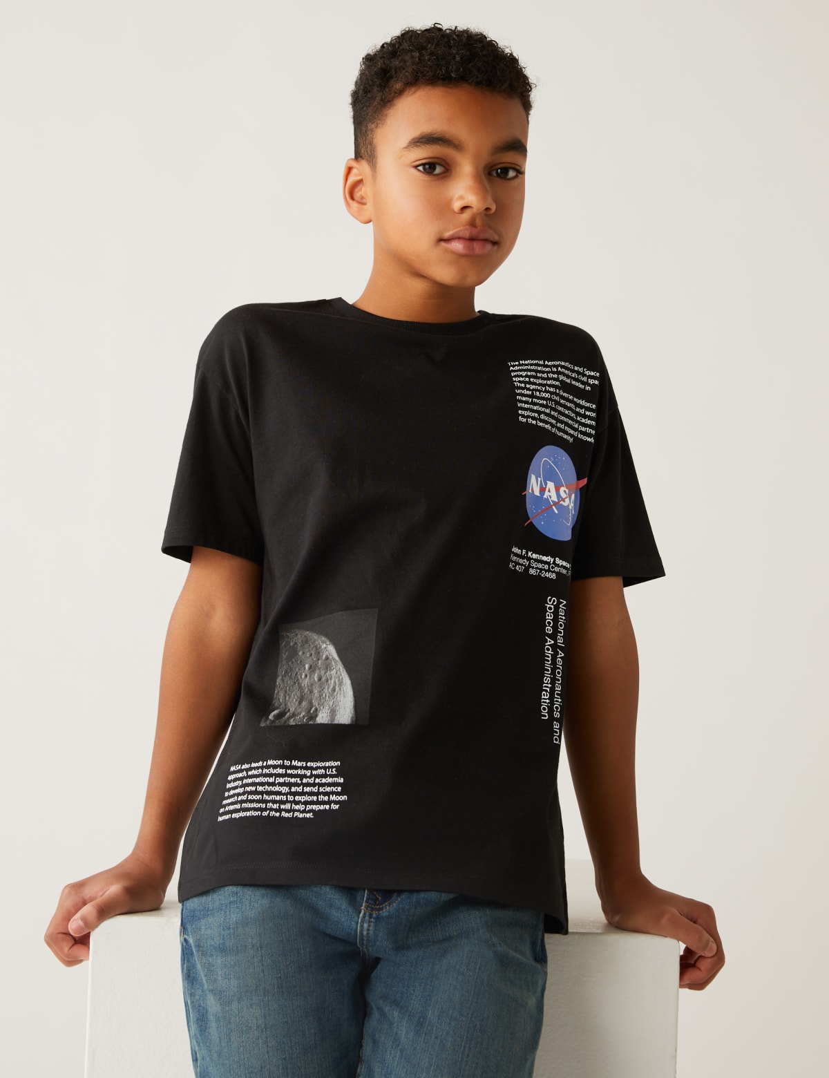 

Marks & Spencer Pure Cotton NASA™ T-Shirt (BOYS, BLACK, 11-12)