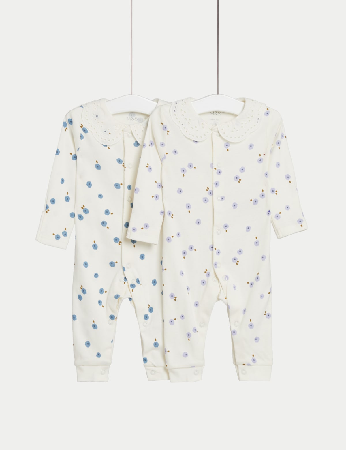 

Marks & Spencer 2pk Pure Cotton Floral Sleepsuits (6½lbs-3 Yrs) (GIRLS, BLUE MIX, 3-6 M)