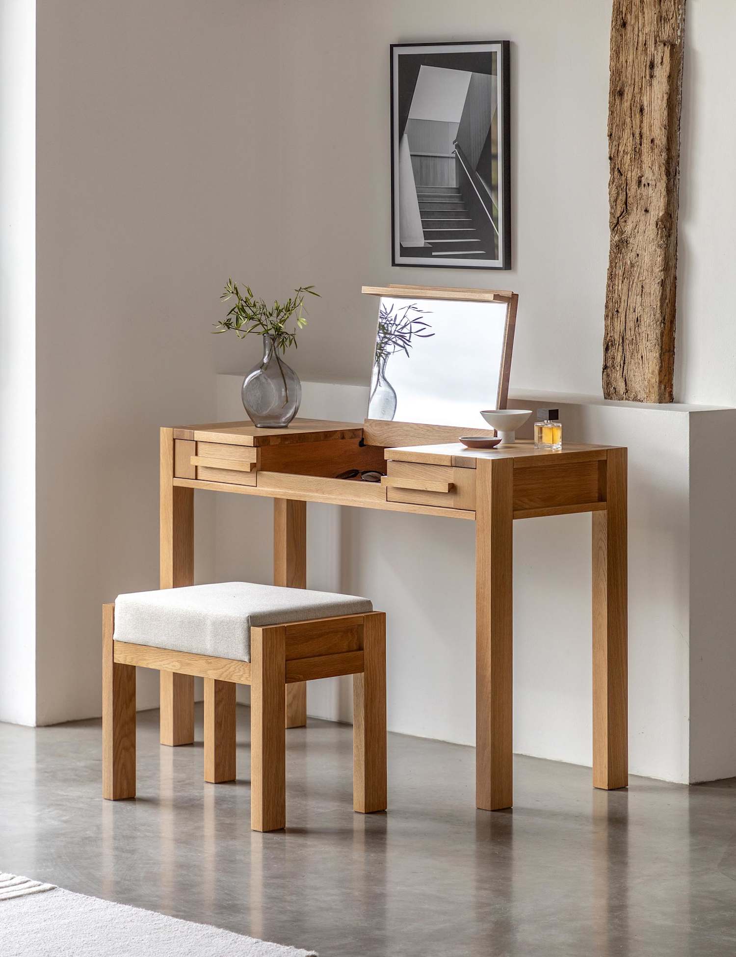 Gallery Direct Sonoma� Dressing Table & Stool Oak