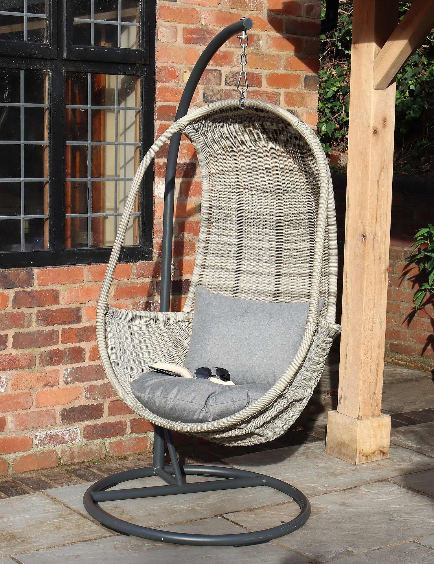 Image of Royalcraft Wentworth Rattan Hanging Pod Chair&hellip;