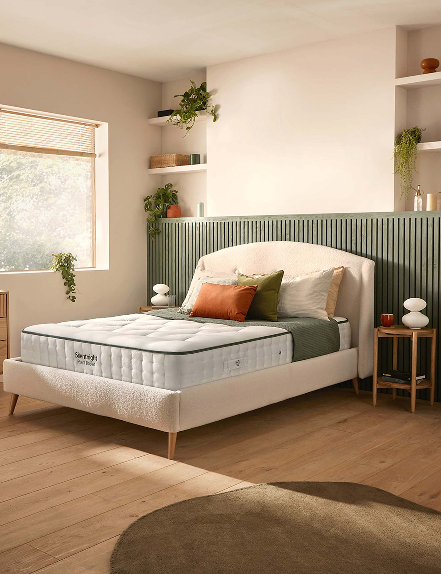 Silentnight 1200 Pocket Spring Medium Mattress White