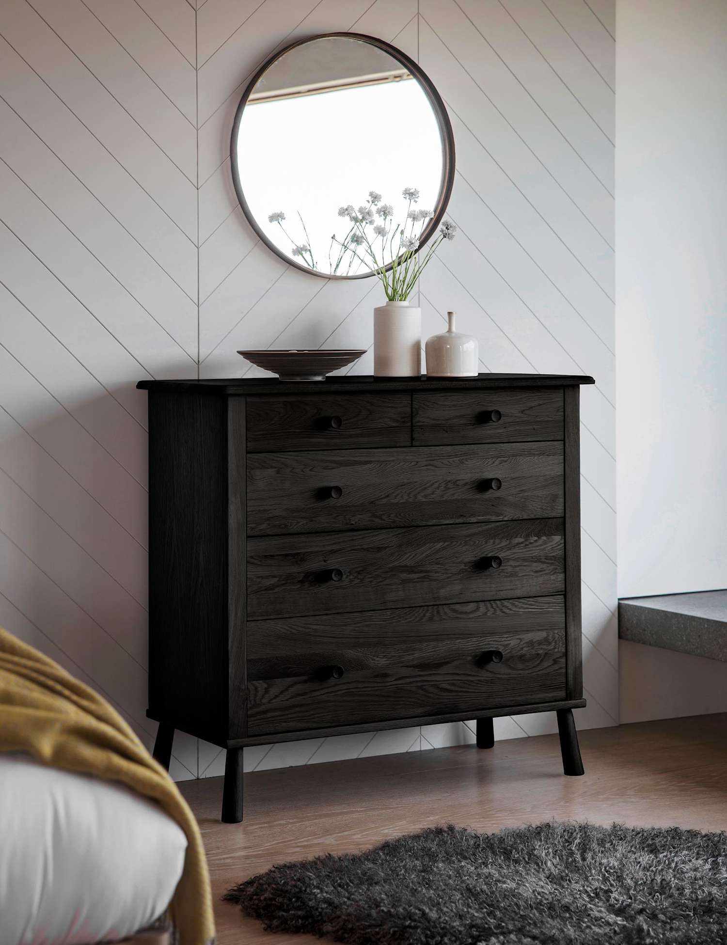 Gallery Direct Wycombe 5 Drawer Chest Black