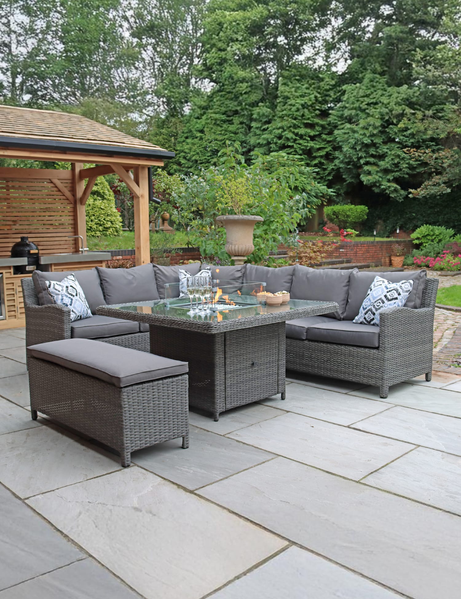 Image of Royalcraft Paris Deluxe Firepit Dining Set&hellip;