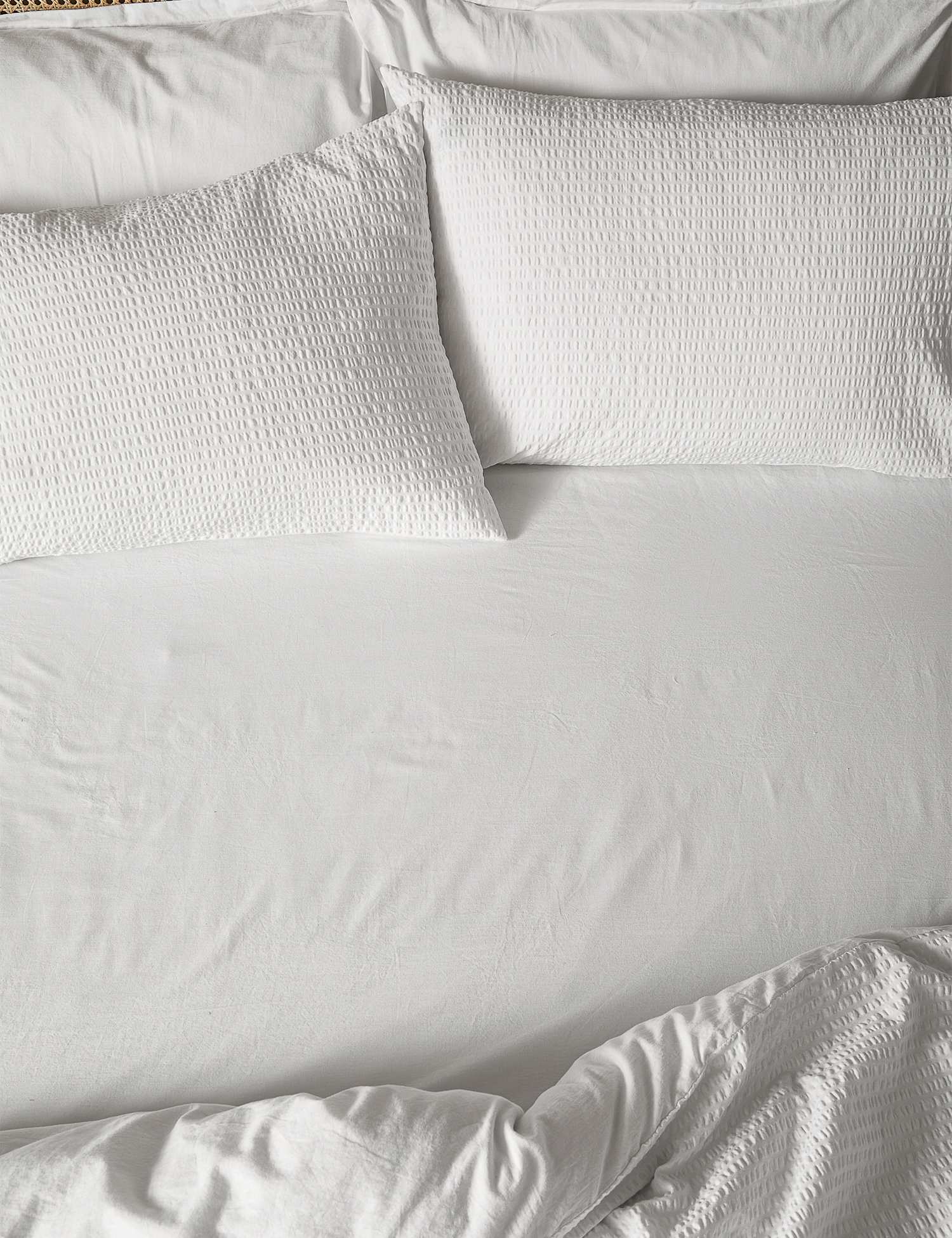 YARD Hebden Pure Cotton Washed Fitted Sheet Soft White