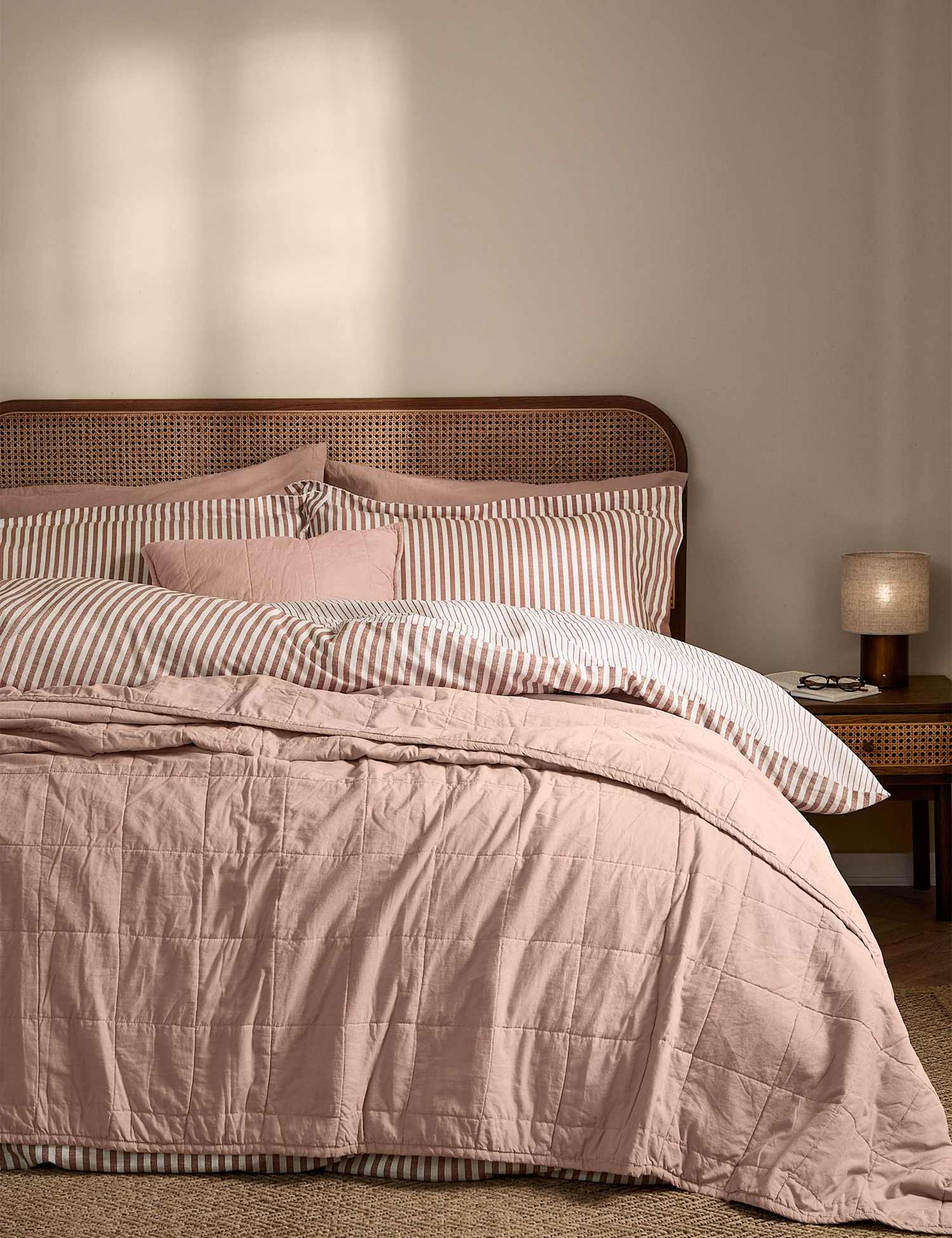 YARD Hebden Washed Cotton Quilted Bedspread Soft Pink