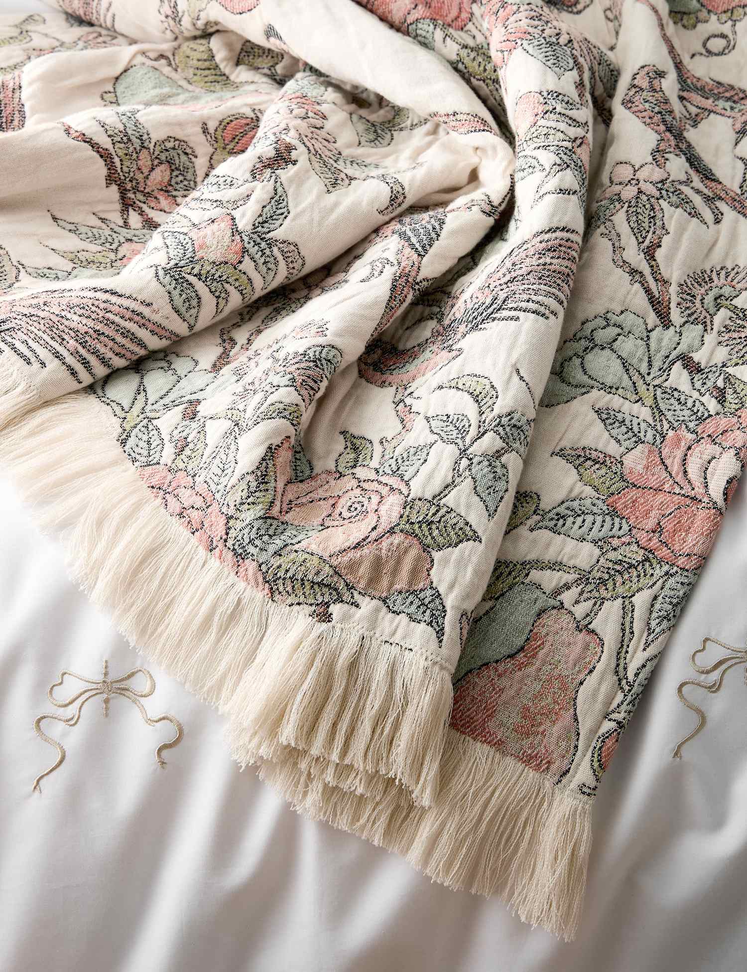 Historic Royal Palaces Hampton Pure Cotton Patterned Throw Multi