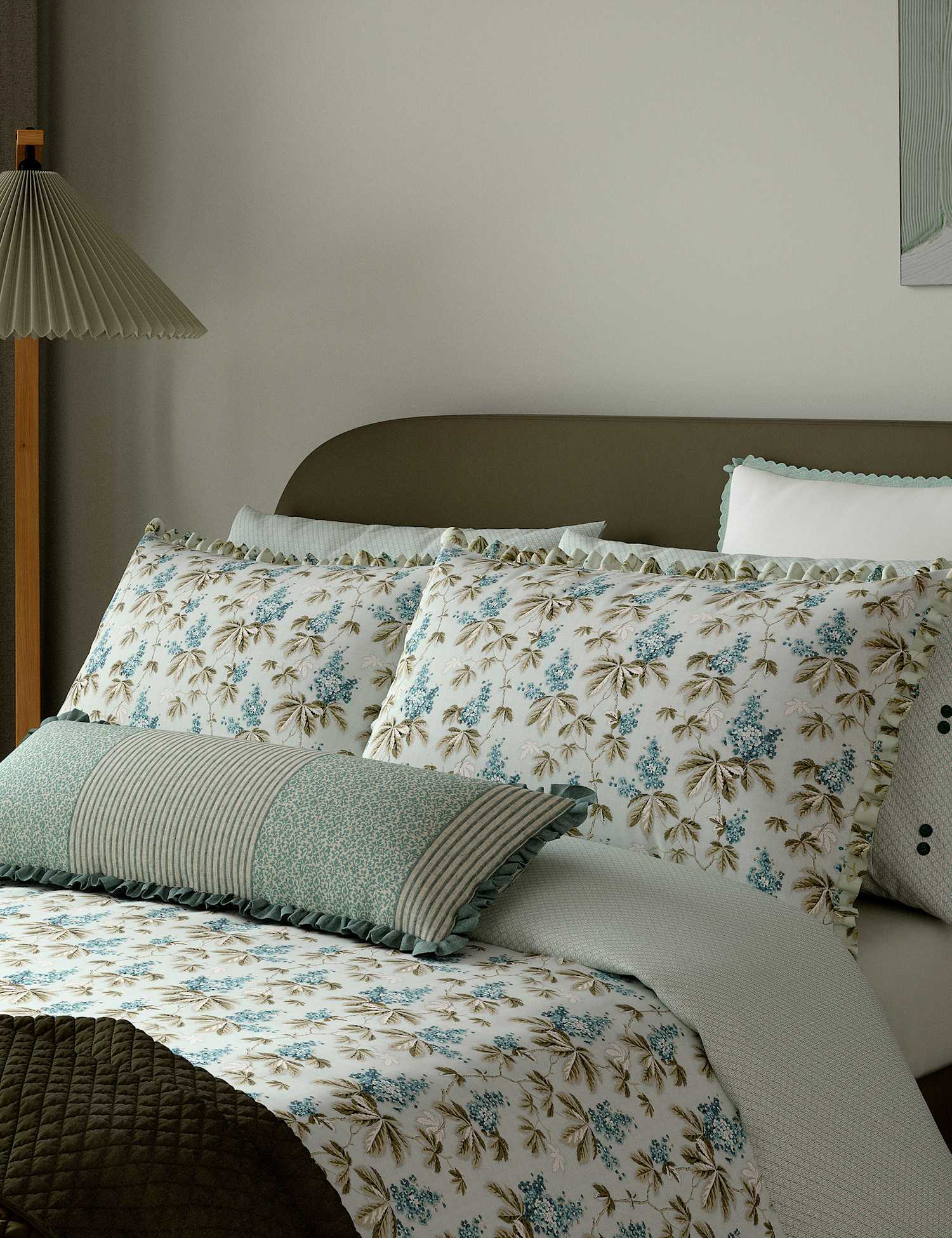 Bedeck of Belfast Pure Cotton Clarence Bedding Set Green Mix