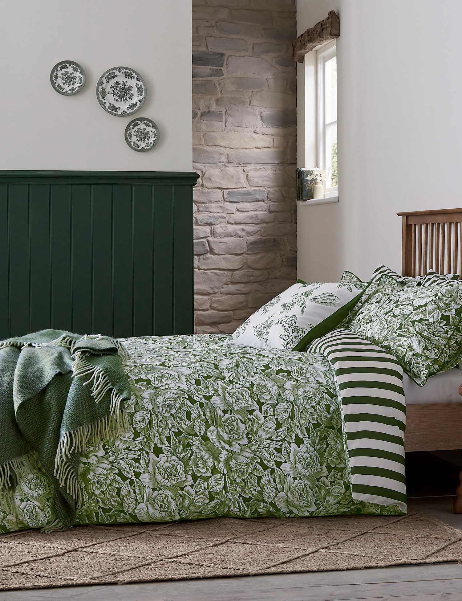 Burleigh X Bedeck Of Belfast Pure Cotton Hibiscus Bedding Set Green