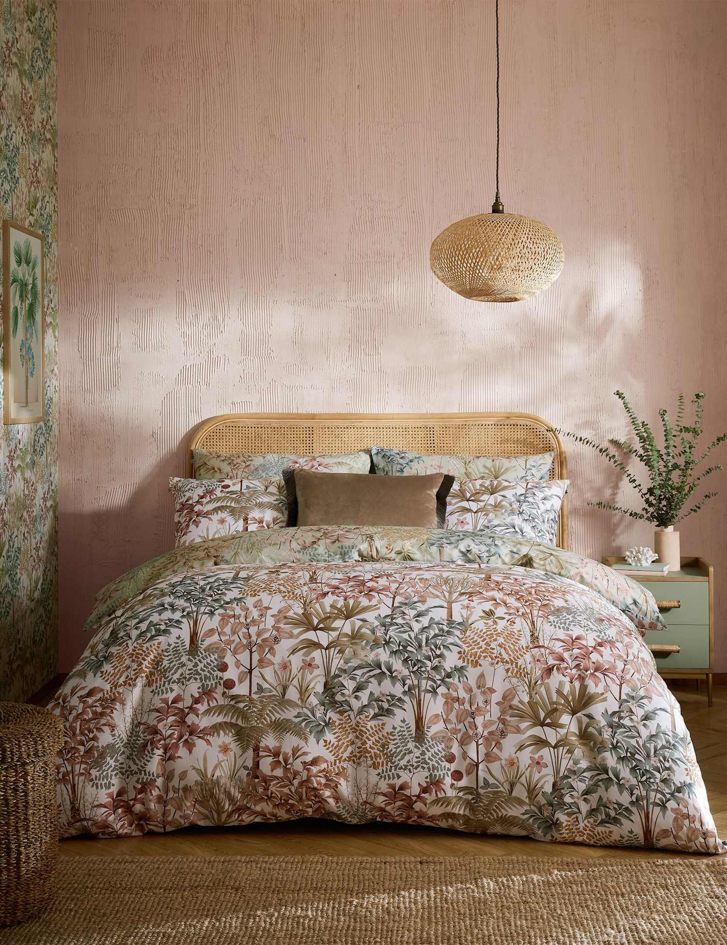 Graham & Brown Jardin Botanico Bedding Set Multi