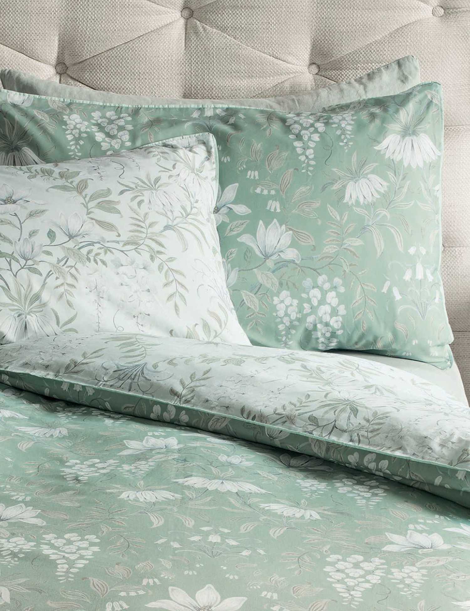 Laura Ashley 2 Pack Pure Cotton Sateen Parterre Pillowcases Green Mix