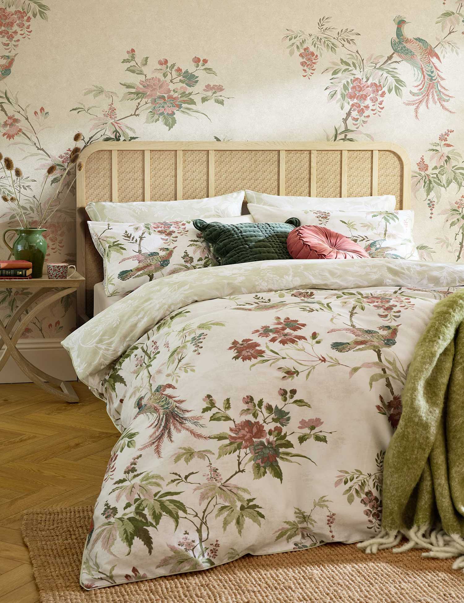 Laura Ashley Pure Cotton Sateen Attleton Bedding Set Green Mix