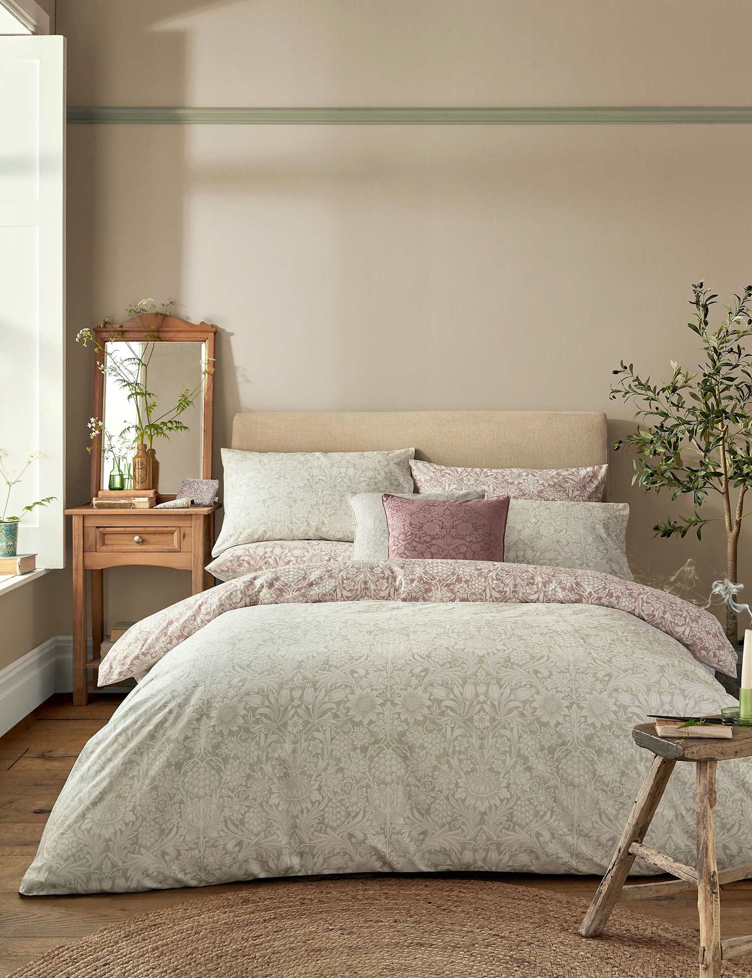 William Morris At Home Sunflower Pure Cotton Bedding Set Pink Mix