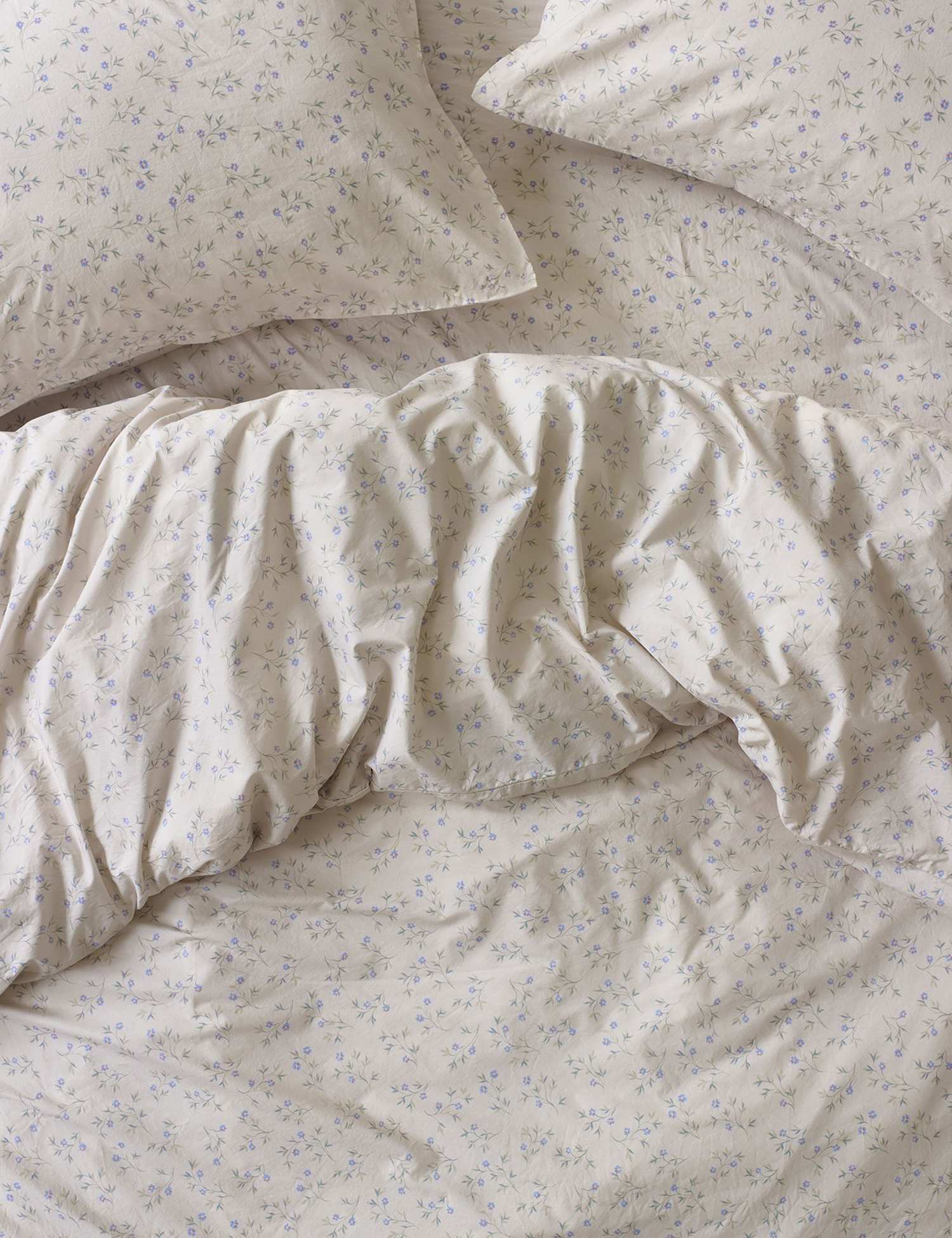Piglet In Bed Pure Cotton Spring Sprig Cover Natural Mix