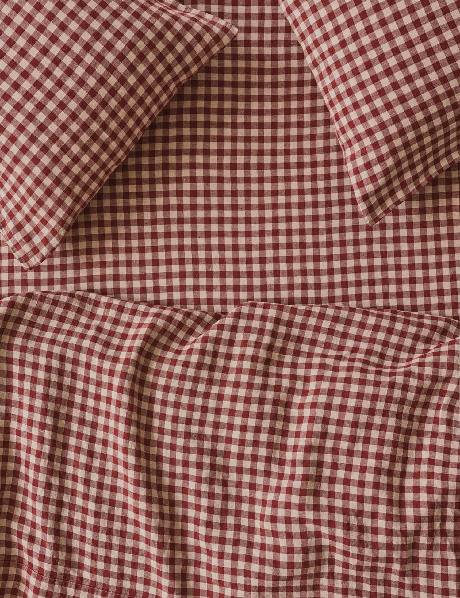 Piglet In Bed Pure Linen Gingham Fitted Sheet Red Mix