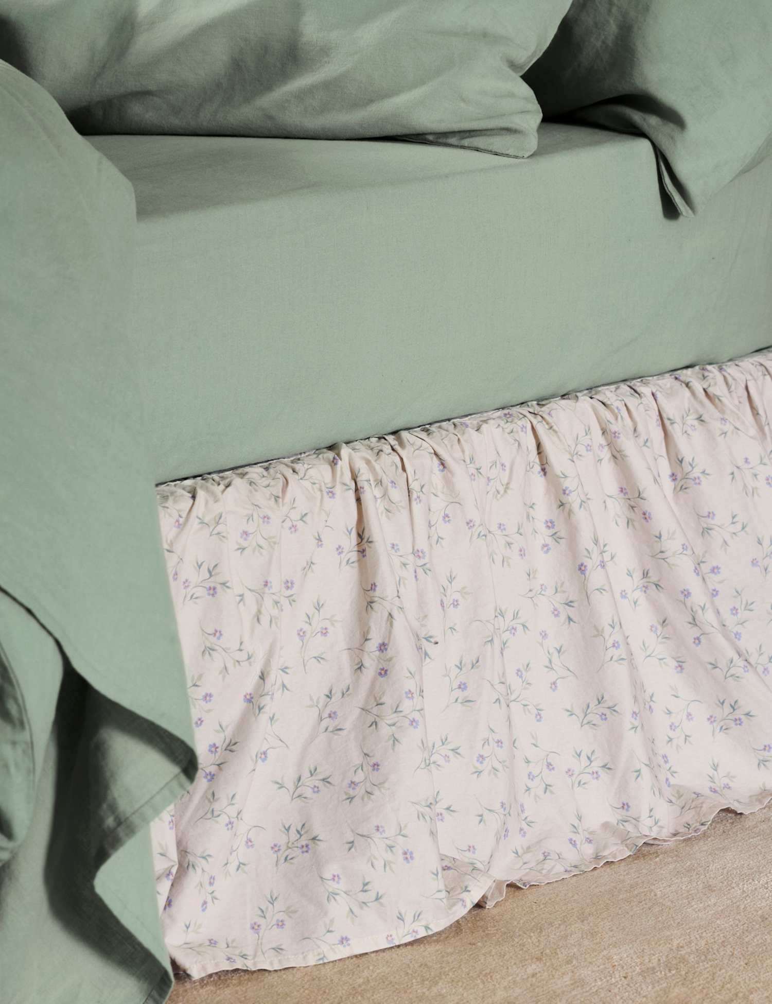 Piglet In Bed Pure Cotton Floral Valance Sheet Natural Mix