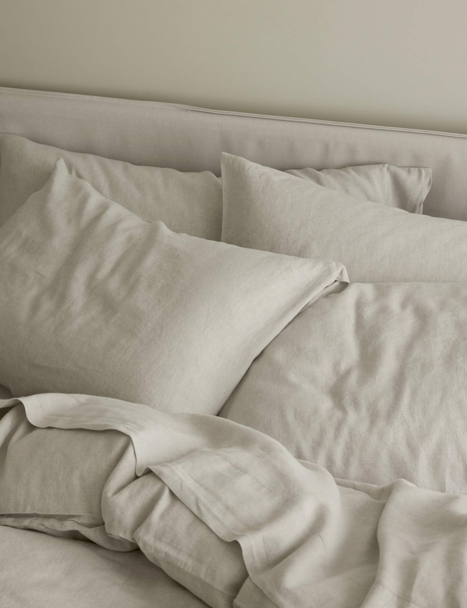 Piglet In Bed Linen Rich Pillowcase Set Oatmeal