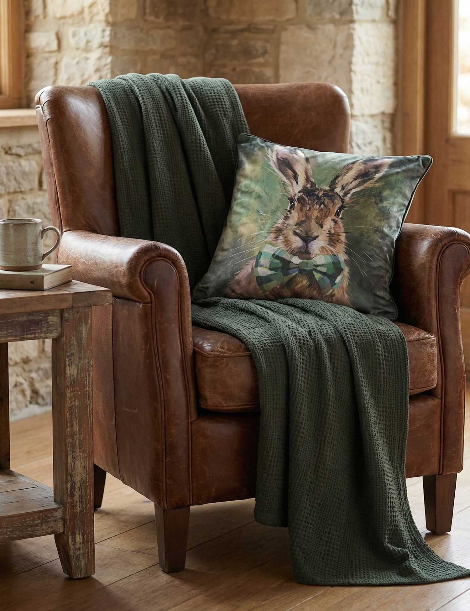 MM Linen Hare Tie Cushion Multi