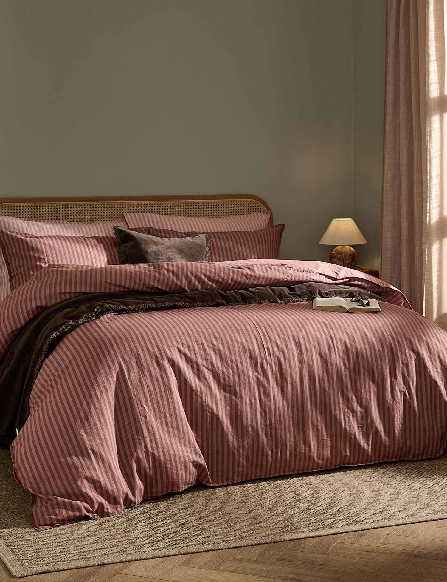 YARD Pure Cotton Marlow Stripe Duvet Cover Burgundy Mix