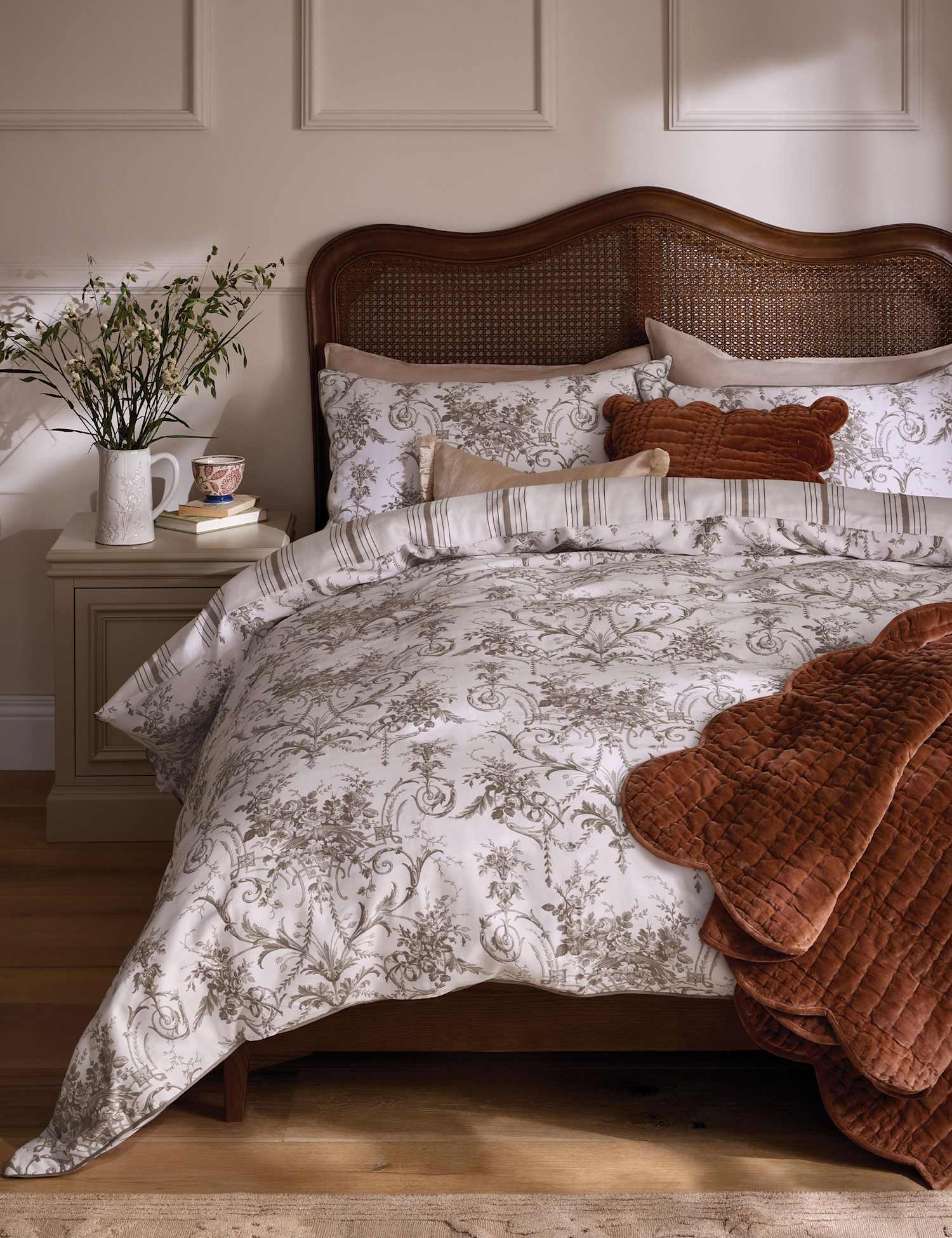 Laura Ashley Pure Cotton Tuileries Bedding Set Brown Mix