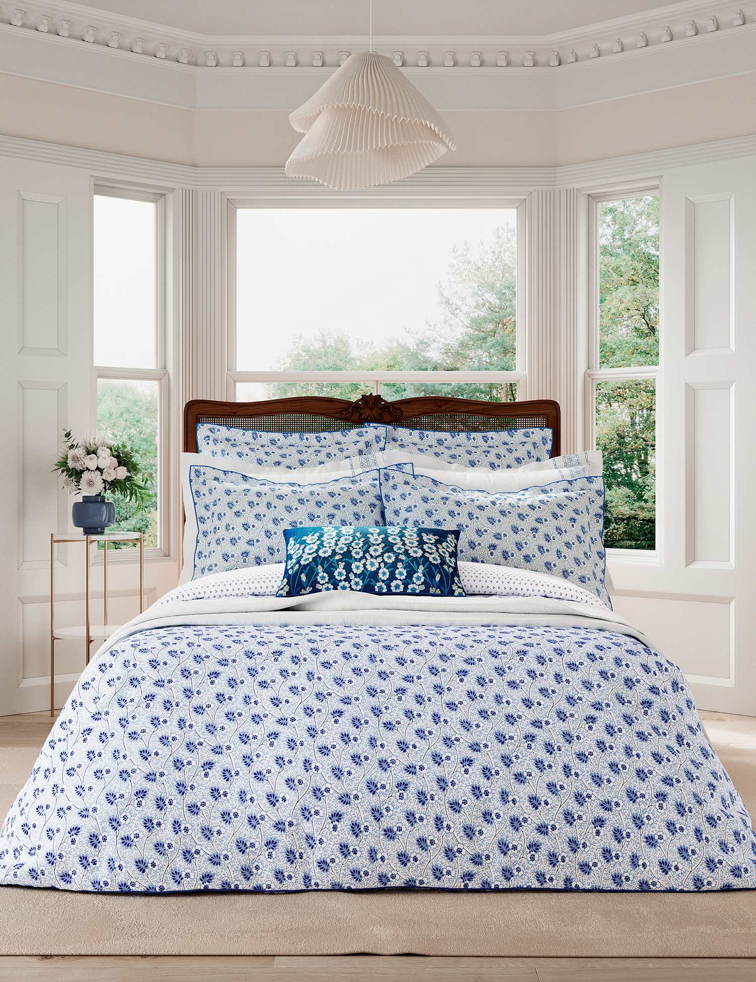 V&A Pure Cotton Swanwick Duvet Cover Blue/White