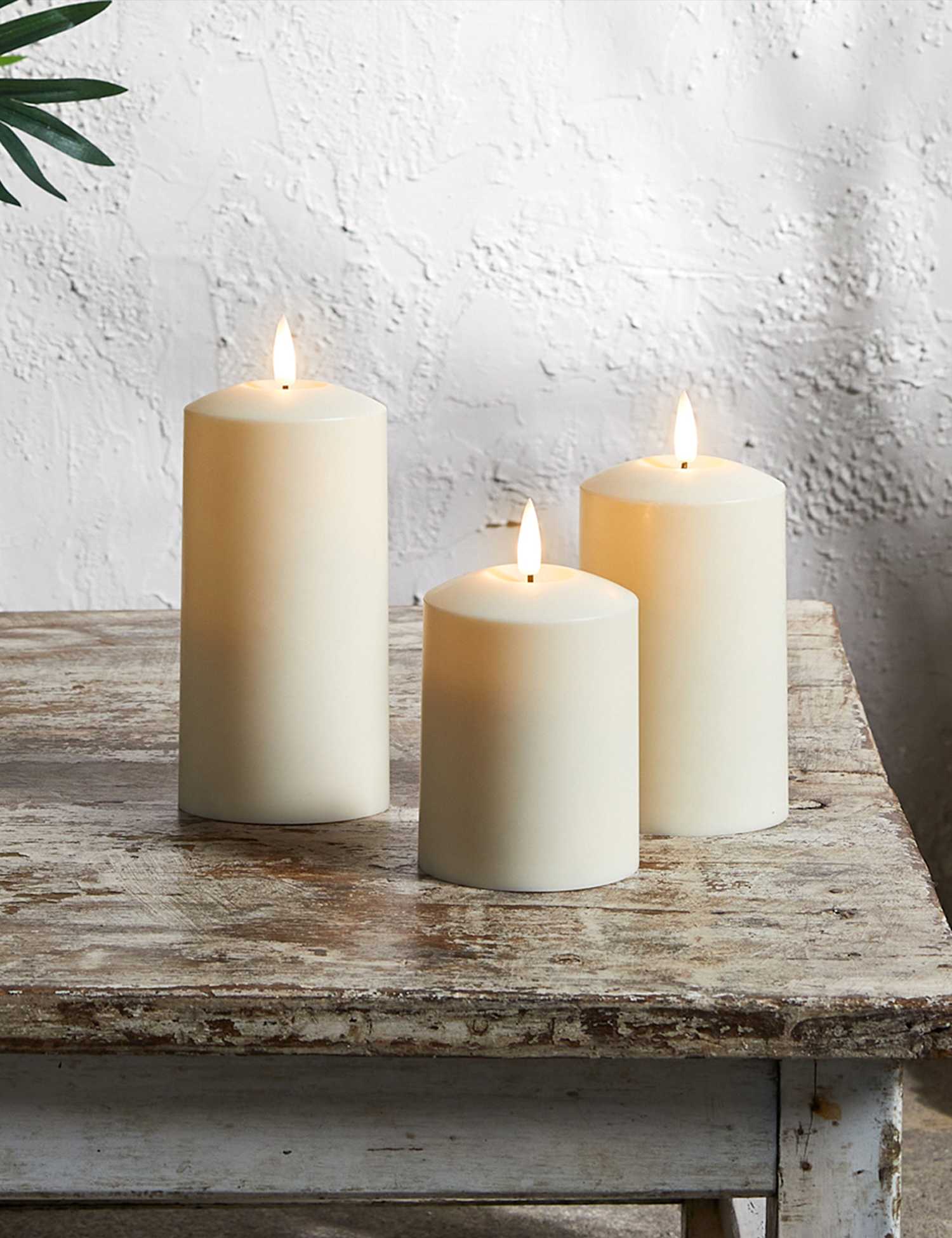 Lights4fun TruGlow� Waterproof Outdoor Candle Ivory