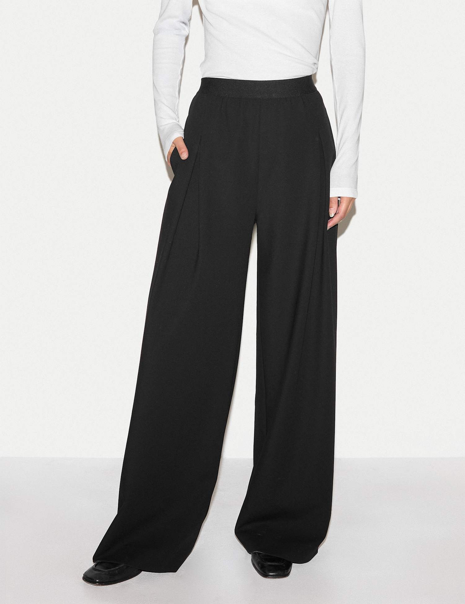 Jigsaw Crepe Drawstring Wide Leg Ankle Grazer Trousers Black
