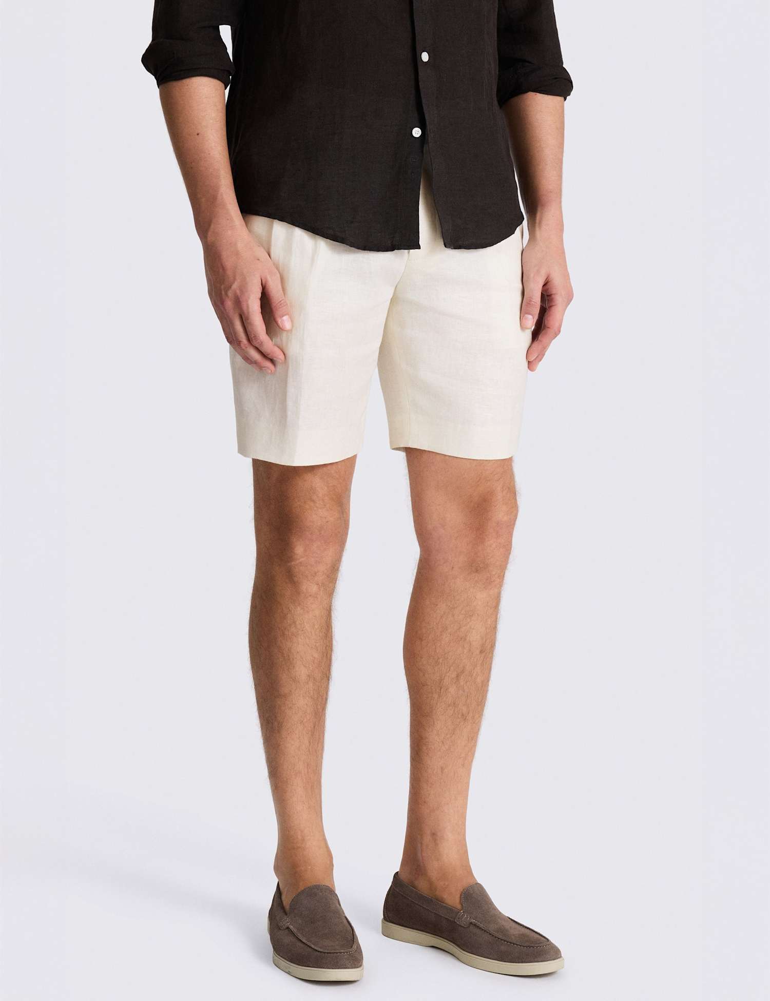 MOSS Linen Rich Twin Pleat Lightweight Shorts Light Cream