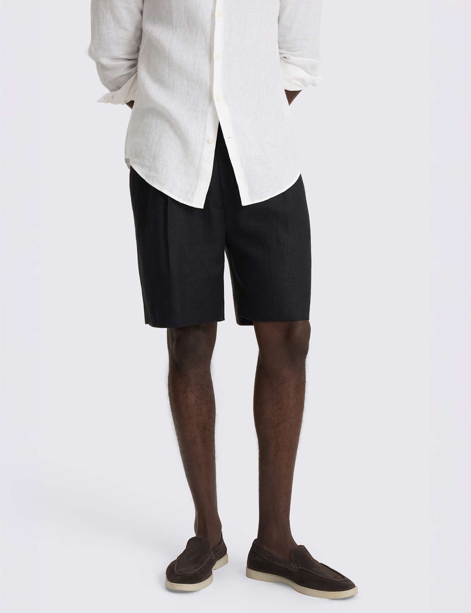 MOSS Linen Rich Single Pleat Lightweight Shorts Black